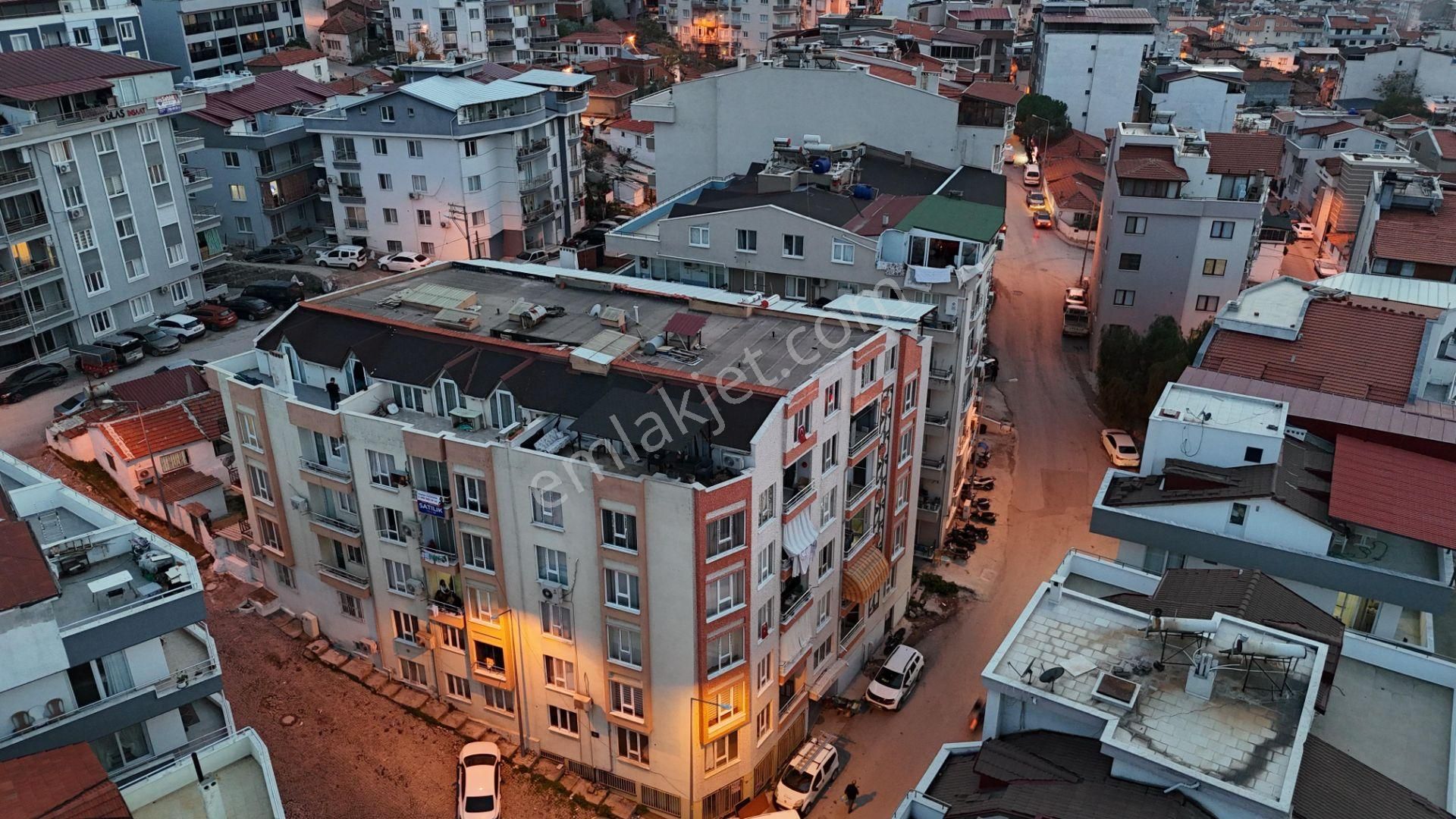 İzmir Dikili İsmetpaşa Mahallesinde Satılık 4+1 Dubleks Daire - Görsel 27
