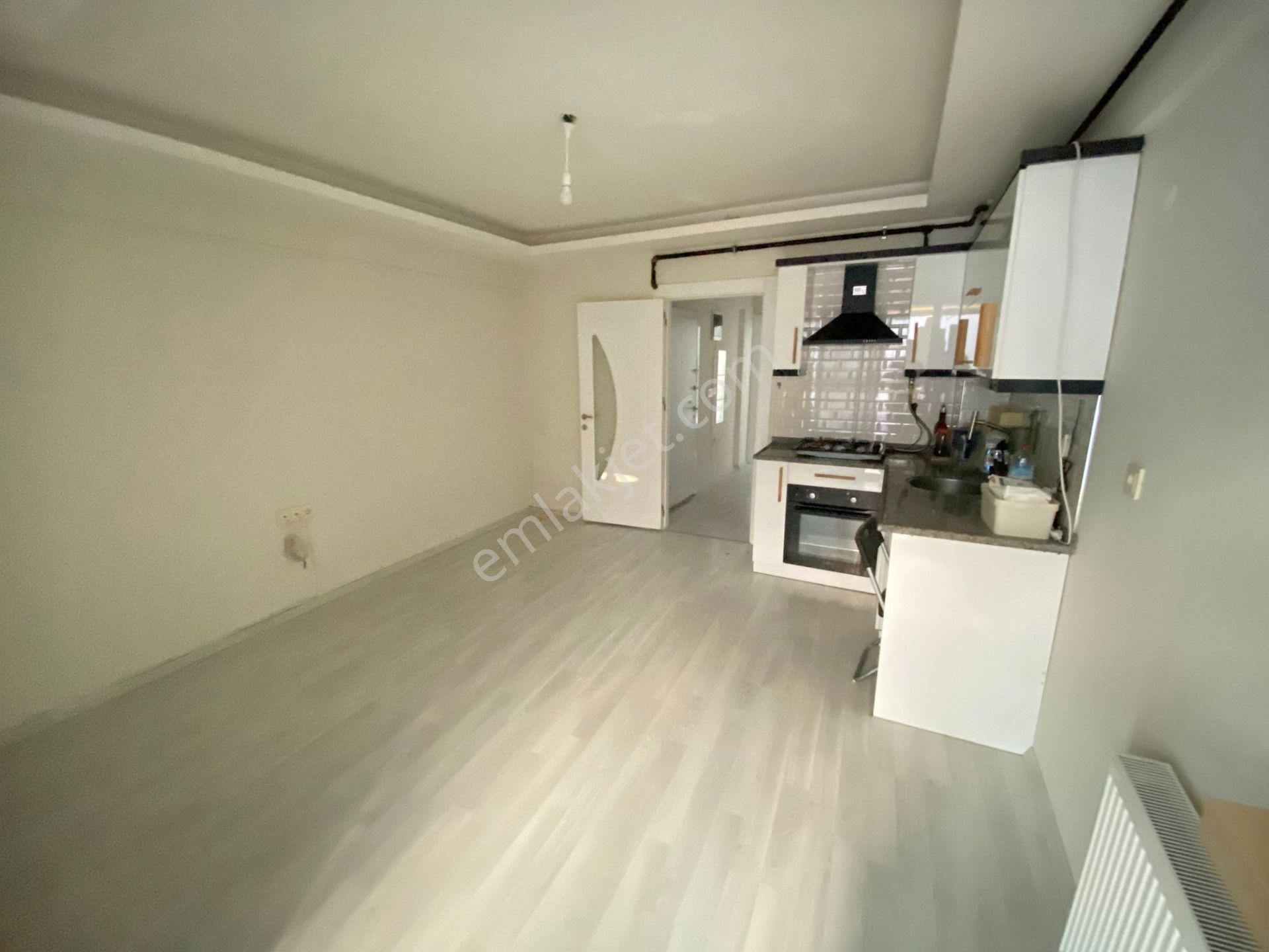 Buca Atatürk Mahallesin De 1+1 Eşyalı Kiralık Daire - Görsel 11