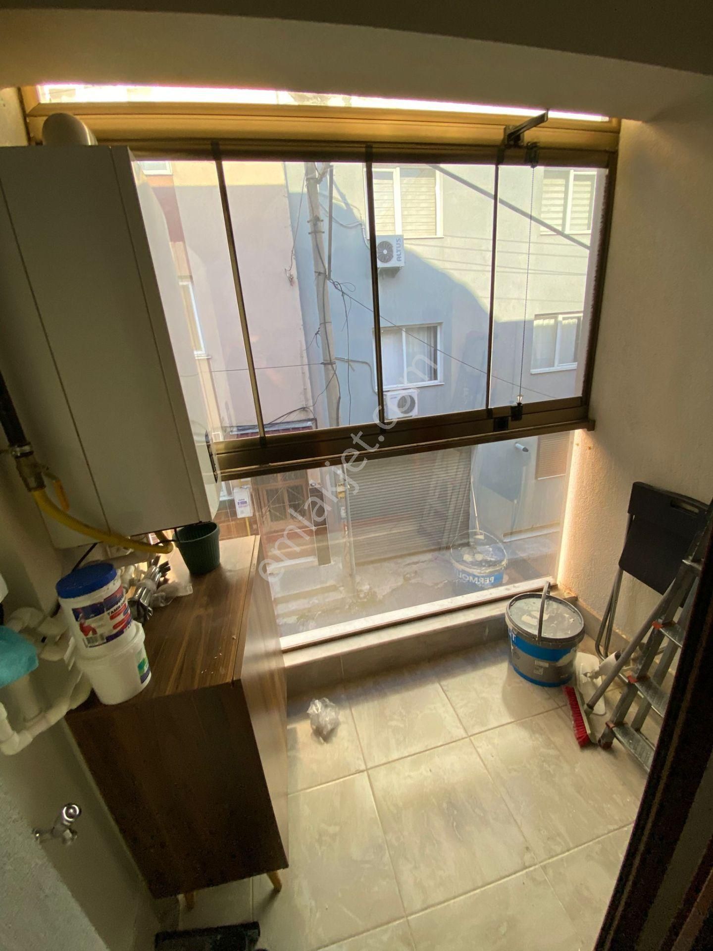 Buca Atatürk Mahallesin De 1+1 Eşyalı Kiralık Daire - Görsel 13