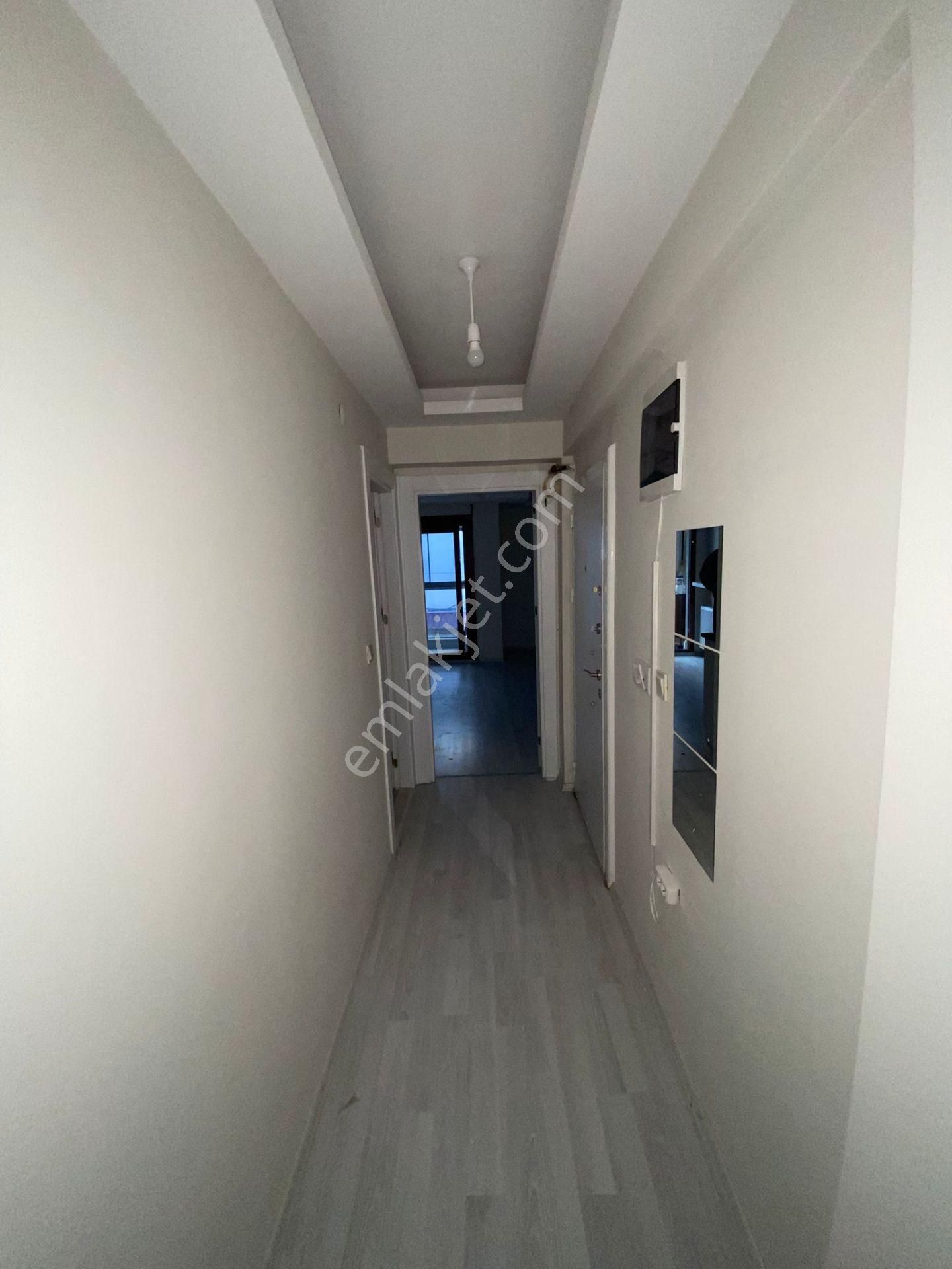 Buca Atatürk Mahallesin De 1+1 Eşyalı Kiralık Daire - Görsel 17