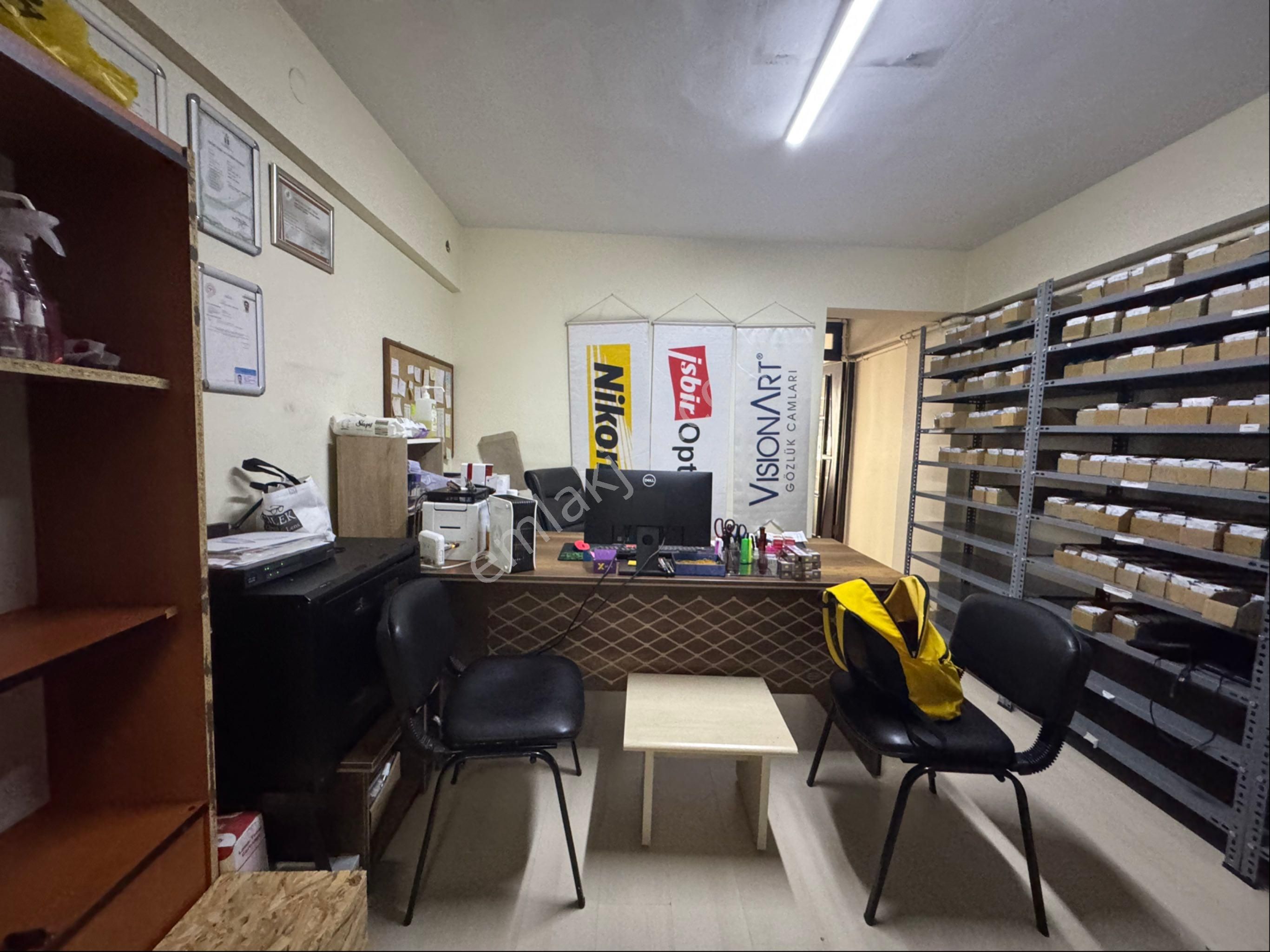 Conker İnşaat Emlak’tan Cumhuriye Mahallesi 1+1 Kiralık Ofis - Görsel 19