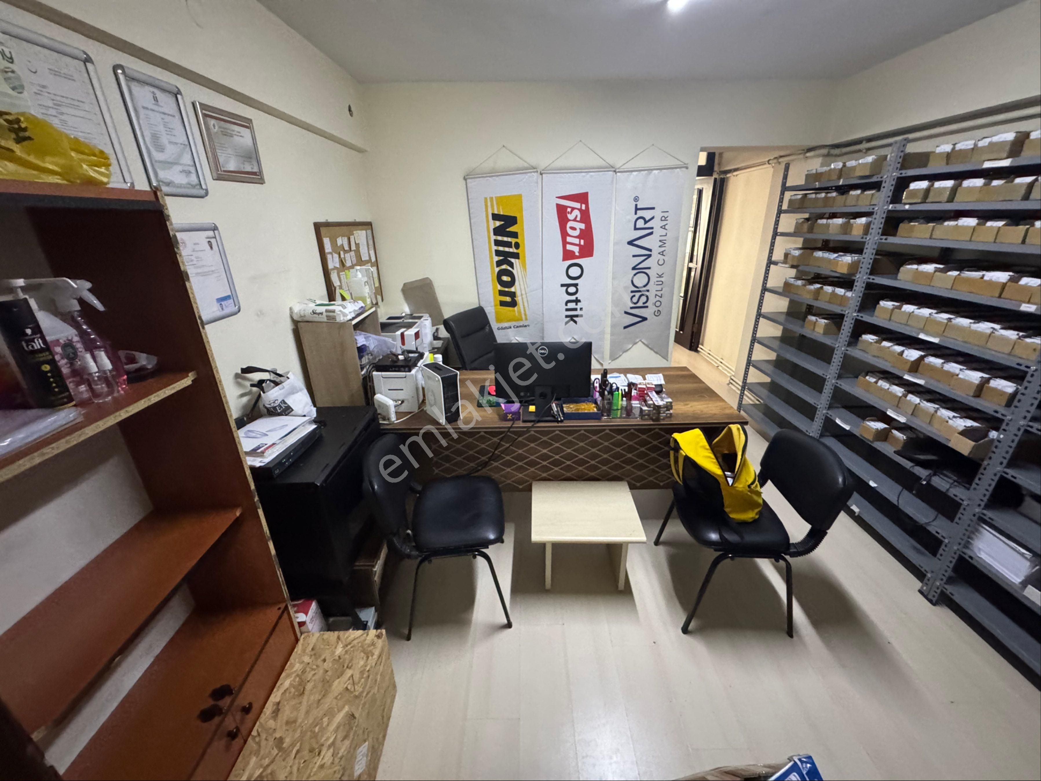 Conker İnşaat Emlak’tan Cumhuriye Mahallesi 1+1 Kiralık Ofis - Görsel 20
