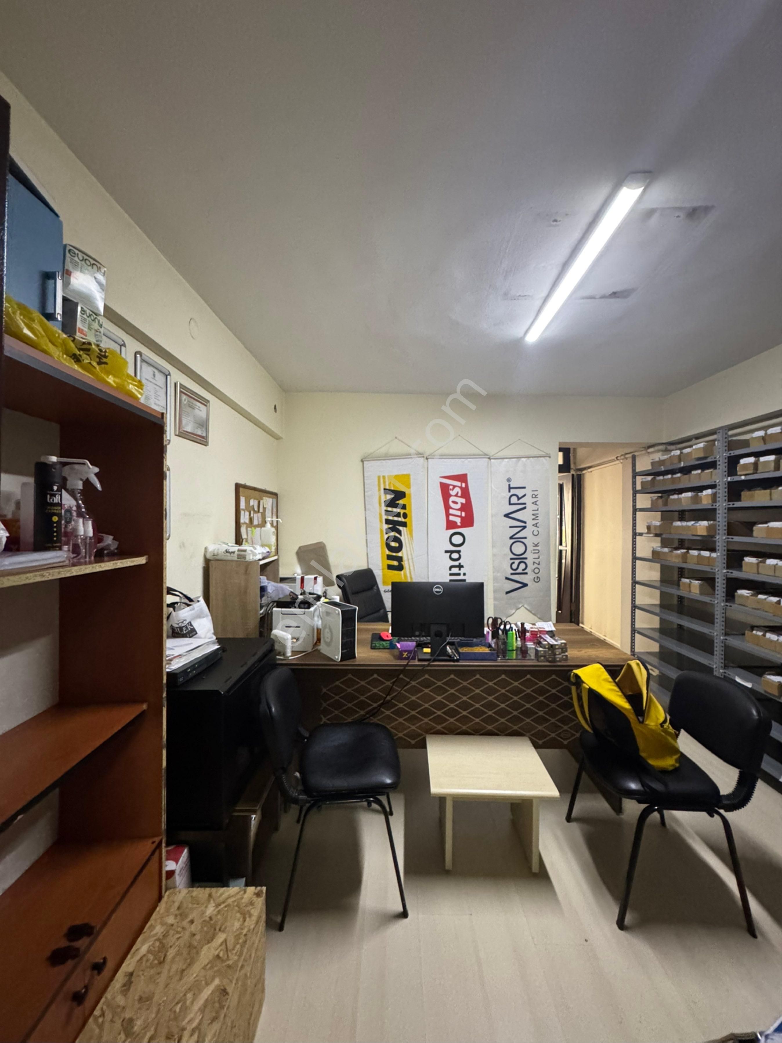 Conker İnşaat Emlak’tan Cumhuriye Mahallesi 1+1 Kiralık Ofis - Görsel 18