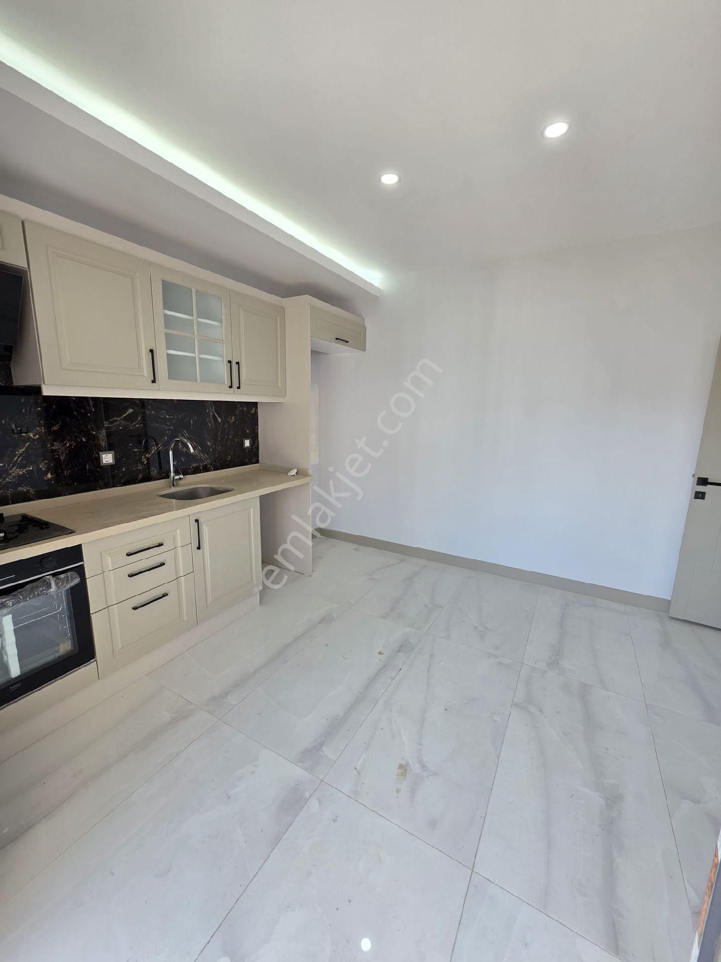 Tekirdağ Atatürk Mah 2+1 Lüx Satılık Daire