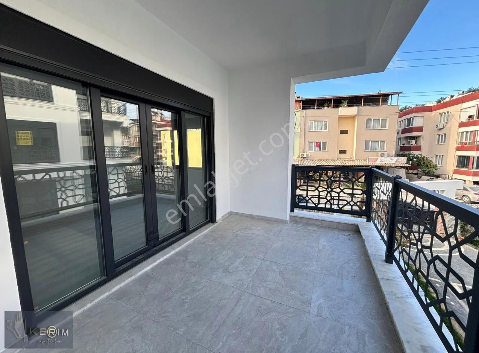 Kerim'den Küçükkuyu Merkez'de Denize 200 Mt 2+1 Satılık Daire - Görsel 24