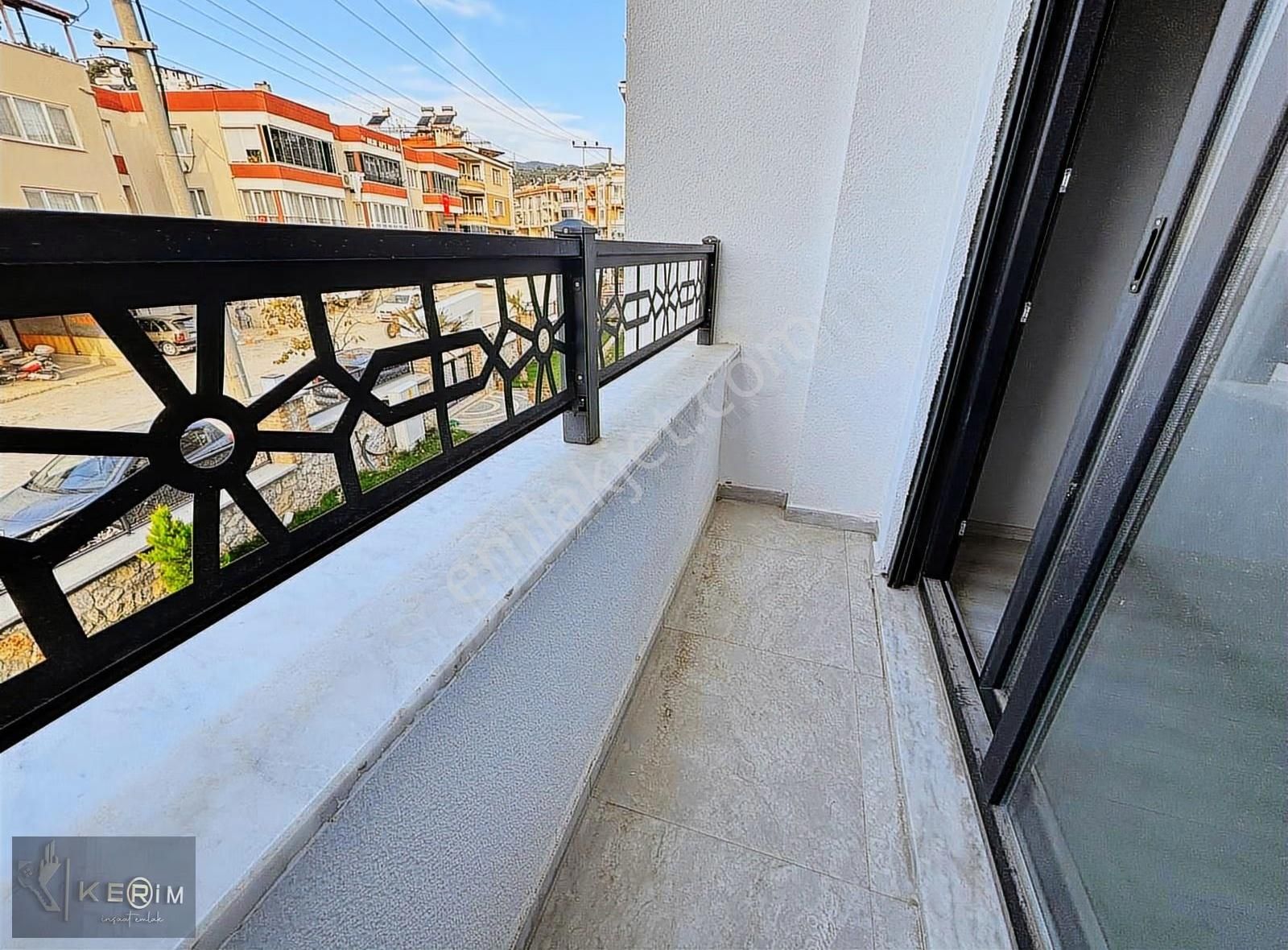 Kerim'den Küçükkuyu Merkez'de Denize 200 Mt 2+1 Satılık Daire - Görsel 17