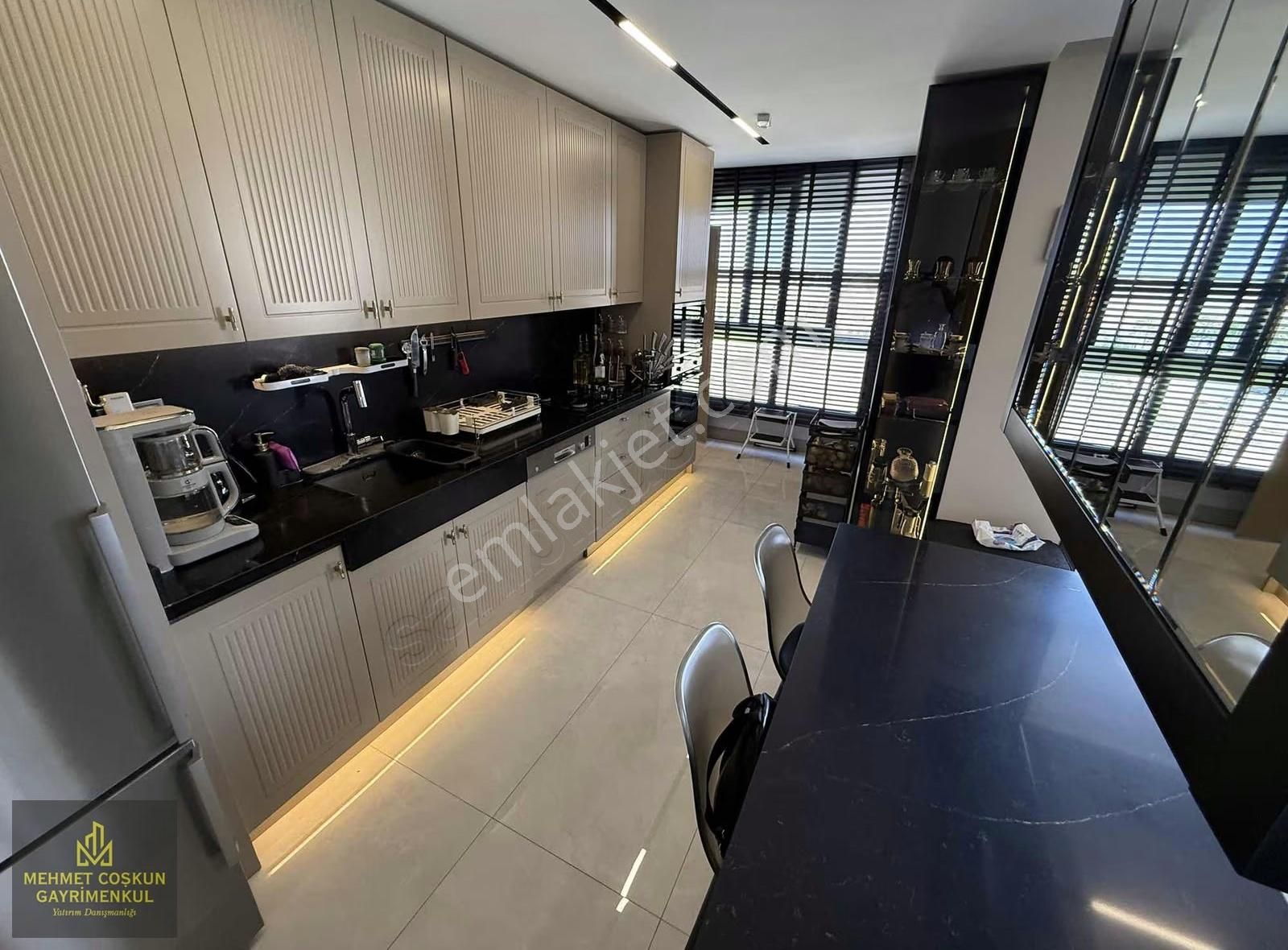 Esentepede Fulll Lüks Eşyalı Satılık Sıfır Ayarında 4+1 Daire - Görsel 30