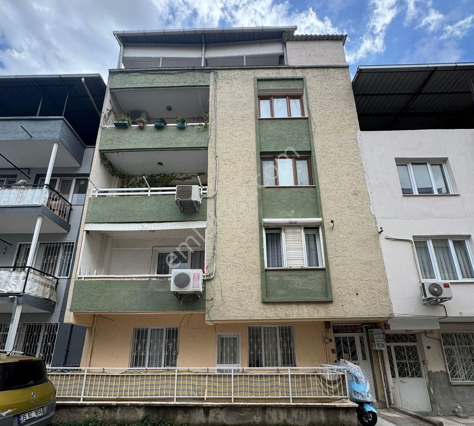 Buca Akıncılar’da Kiracısız 3+1 Satılık Daire