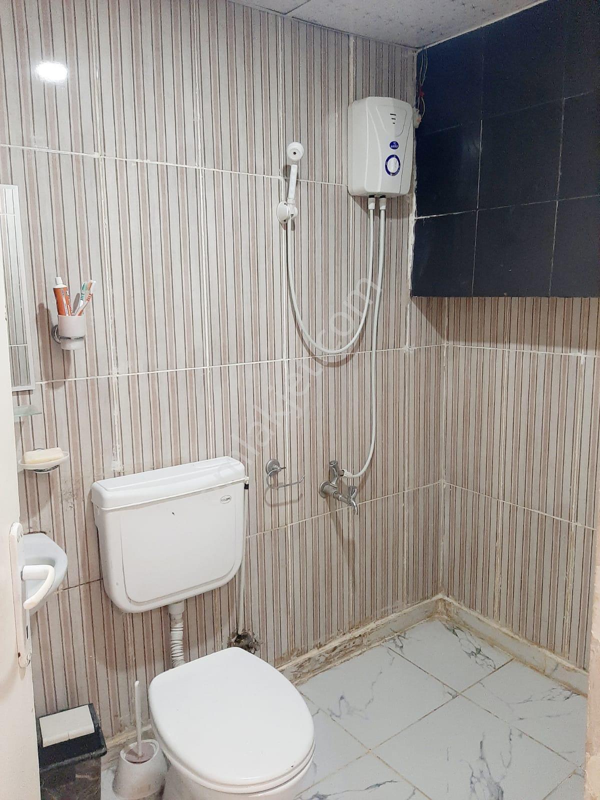 Sahibinden Acil Satılık 1+1 Doğalgazlı Daire Konak Arena Otel Arkası - Görsel 10