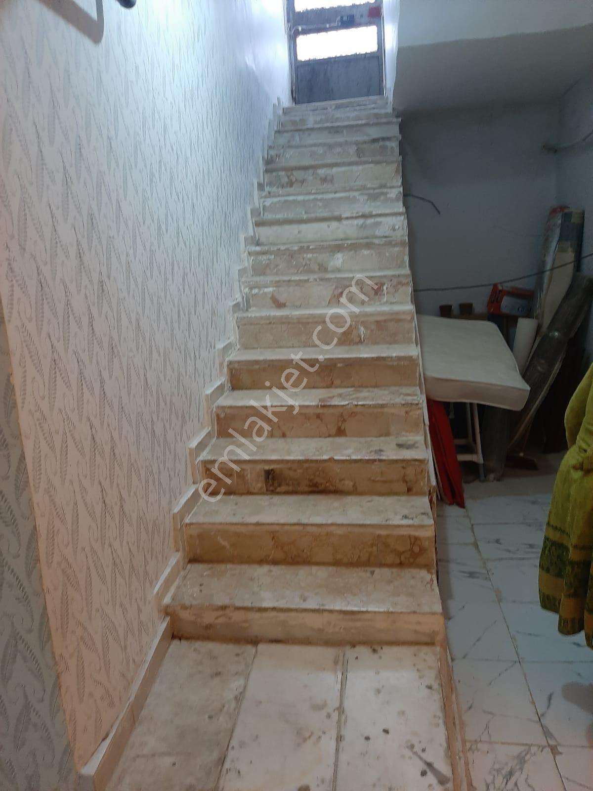 Sahibinden Acil Satılık 1+1 Doğalgazlı Daire Konak Arena Otel Arkası - Görsel 12