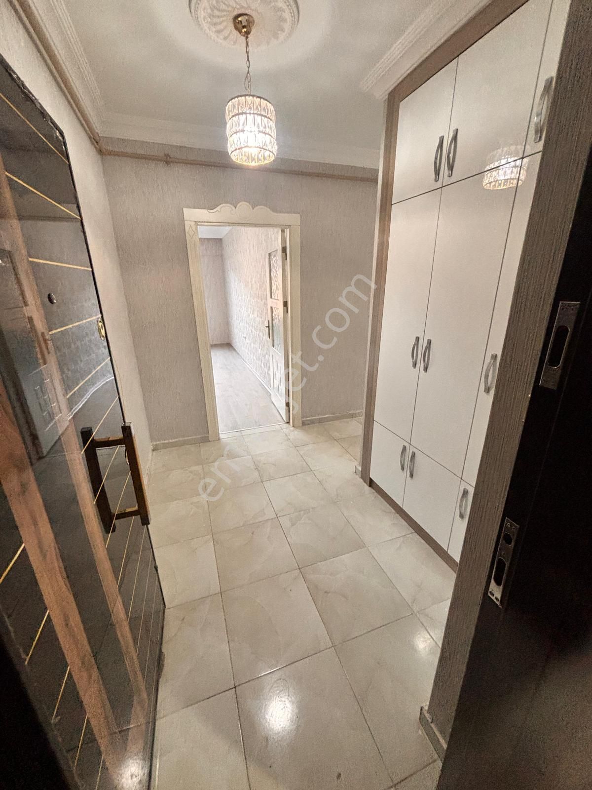 Mavi Emlaktan Şirinevlerde Satılık 2+1 Lüks Daire 2.550.000 Tl - Görsel 6