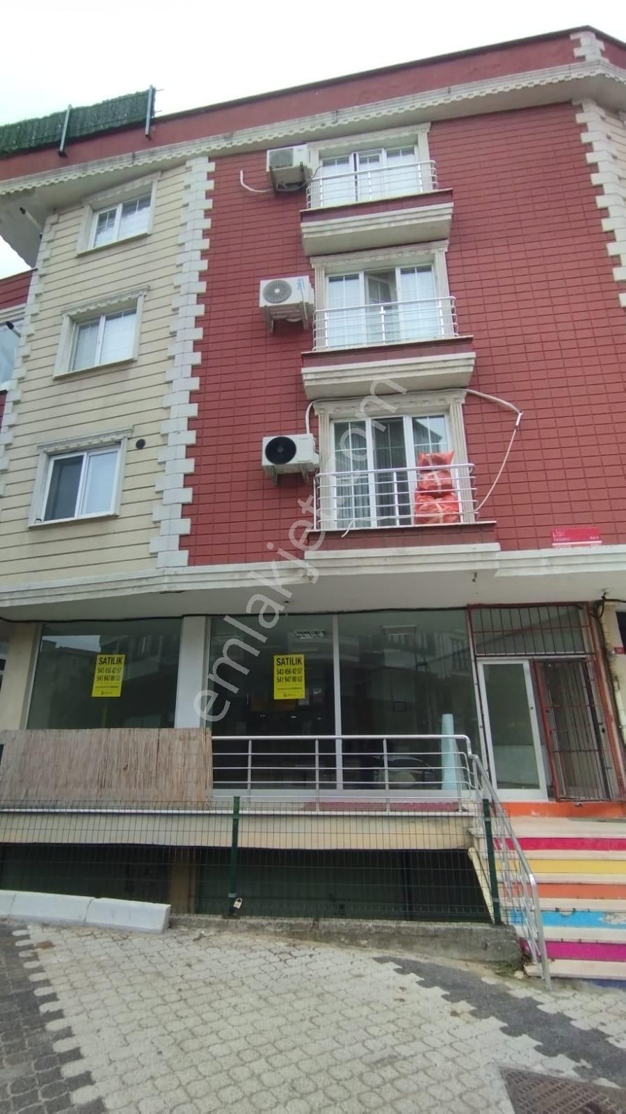 Sancaktepe Lise Caddesinde 70 M2 Dükkan Merkezi Konumda - Görsel 2