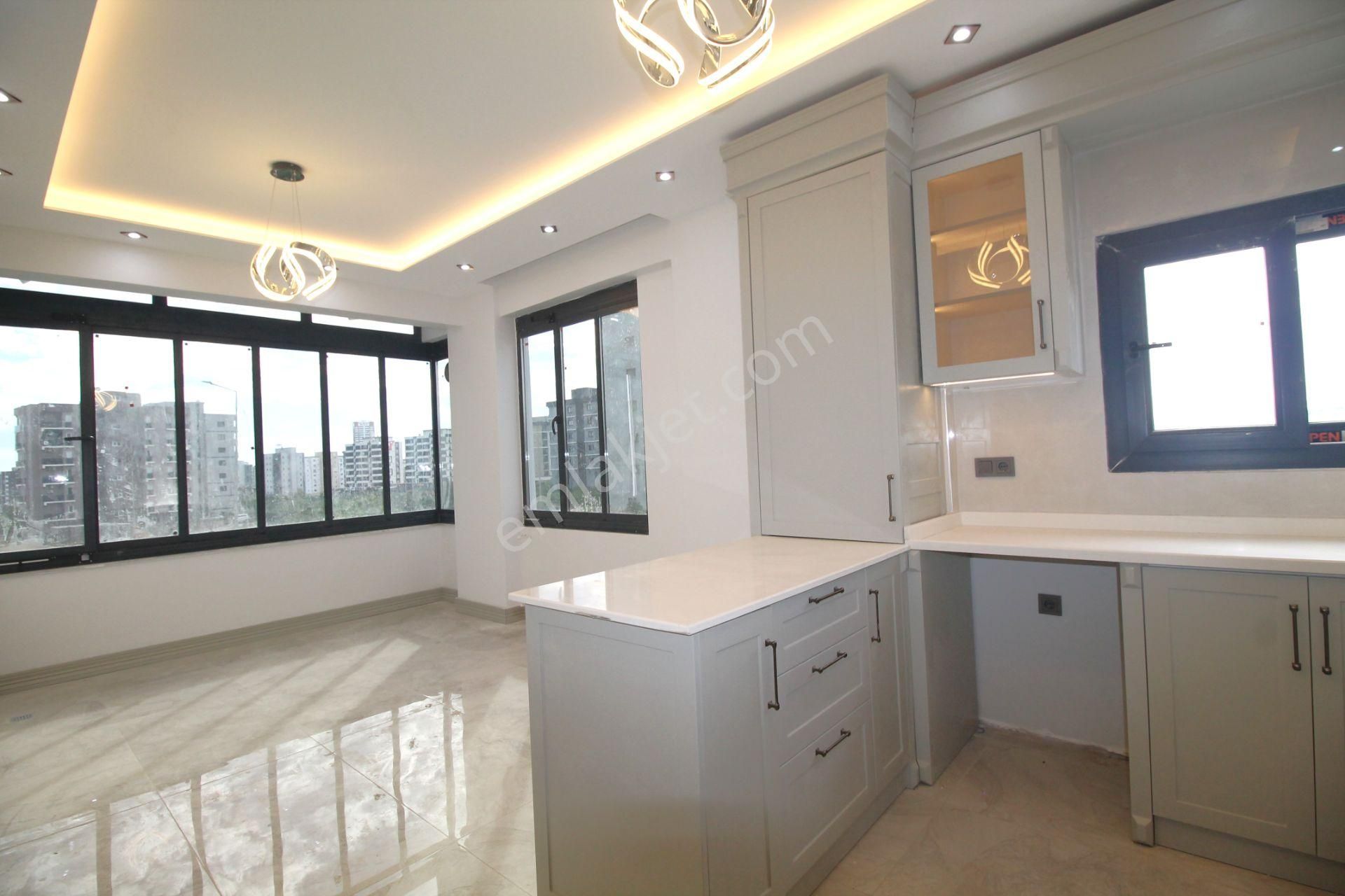 Retro’dan 75.yıl Mah’de Kaliteli İşçilik Modern Dizaynı İle Şık B.mutfak 2+1 ﻿ - Görsel 14