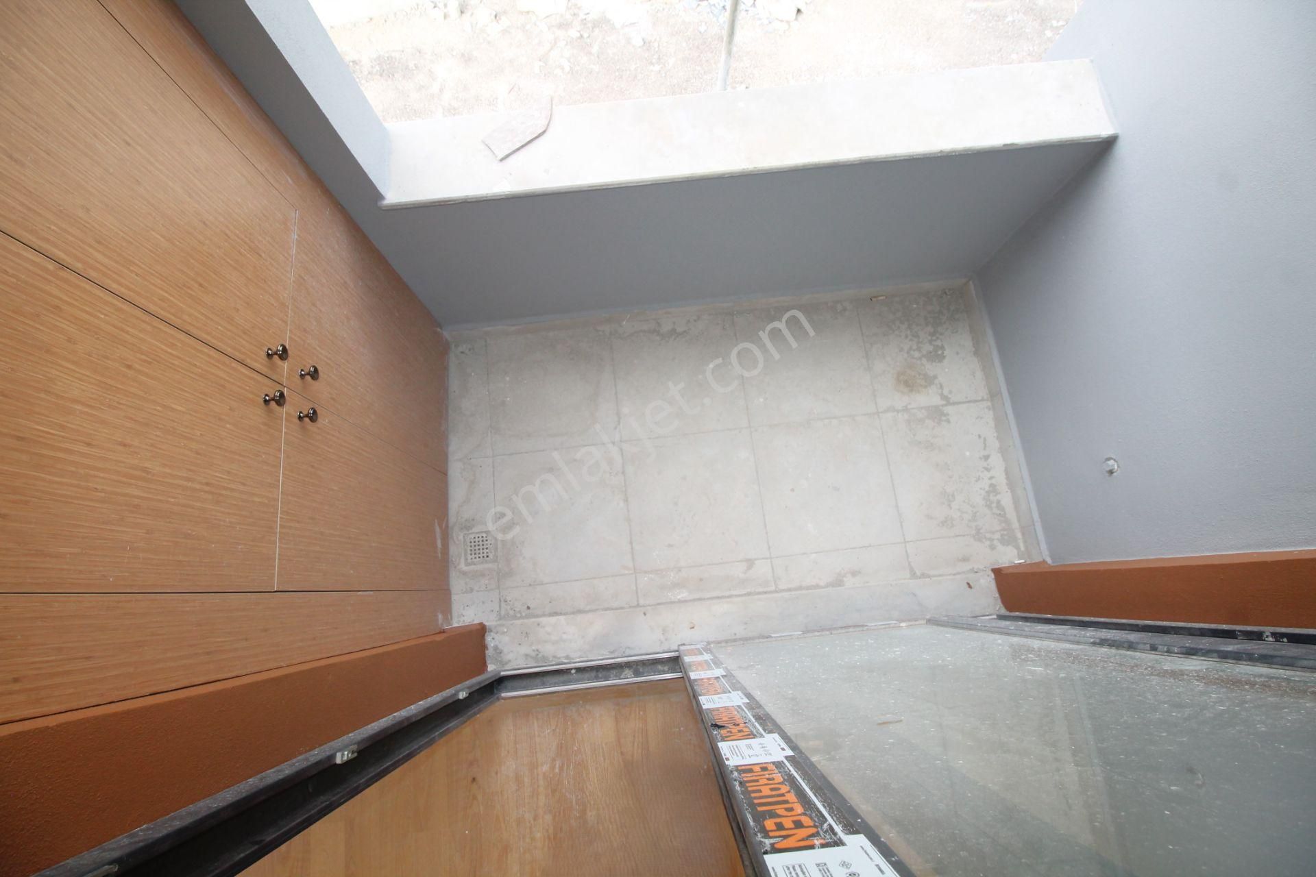 Retro’dan 75.yıl Mah’de Kaliteli İşçilik Modern Dizaynı İle Şık B.mutfak 2+1 ﻿ - Görsel 9