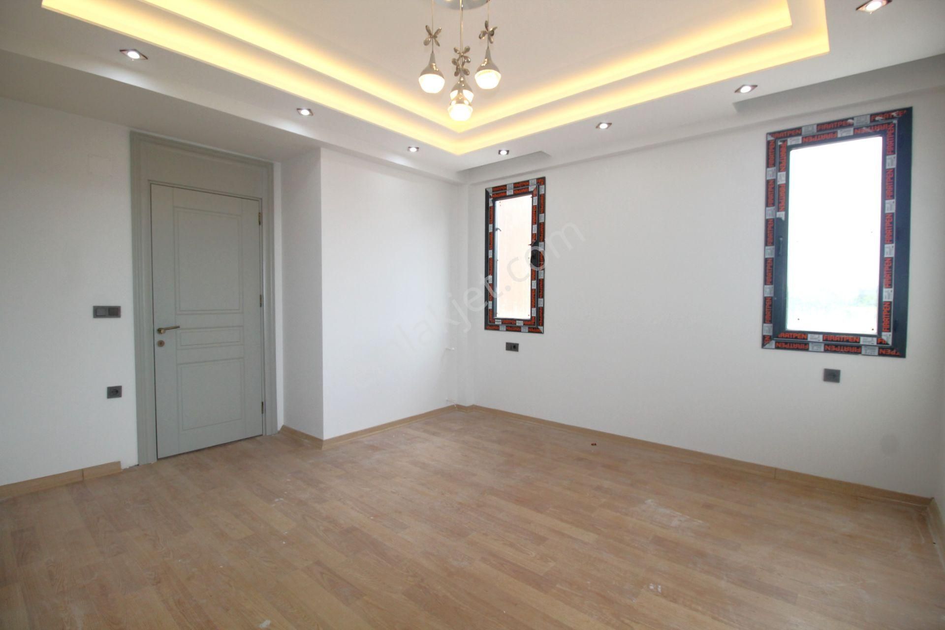 Retro’dan 75.yıl Mah’de Kaliteli İşçilik Modern Dizaynı İle Şık B.mutfak 2+1 ﻿ - Görsel 8