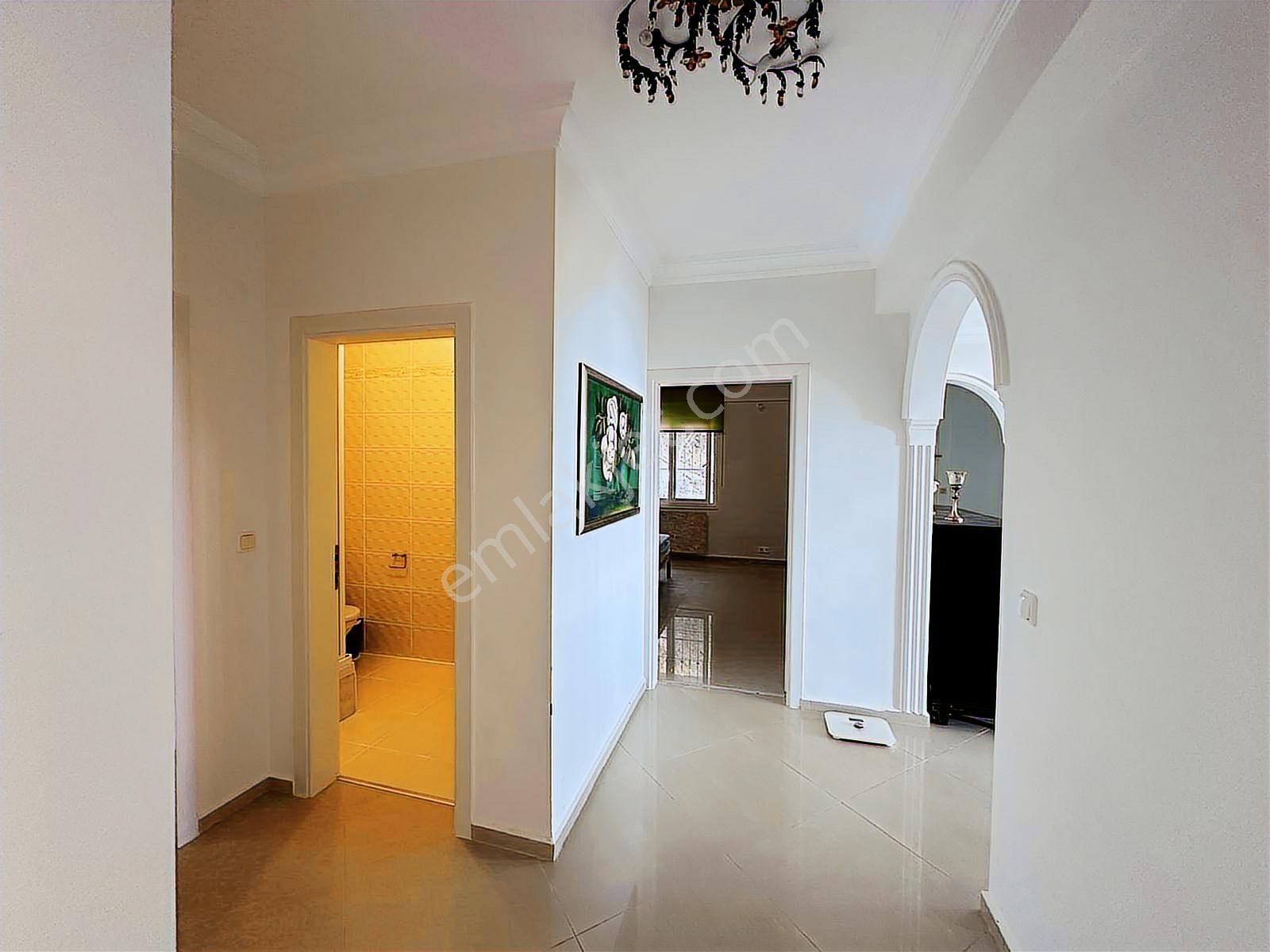Panorama Sıtesınde Full Denız Ve Havuz Manzaralı Eşyalı 2+1 - Görsel 21