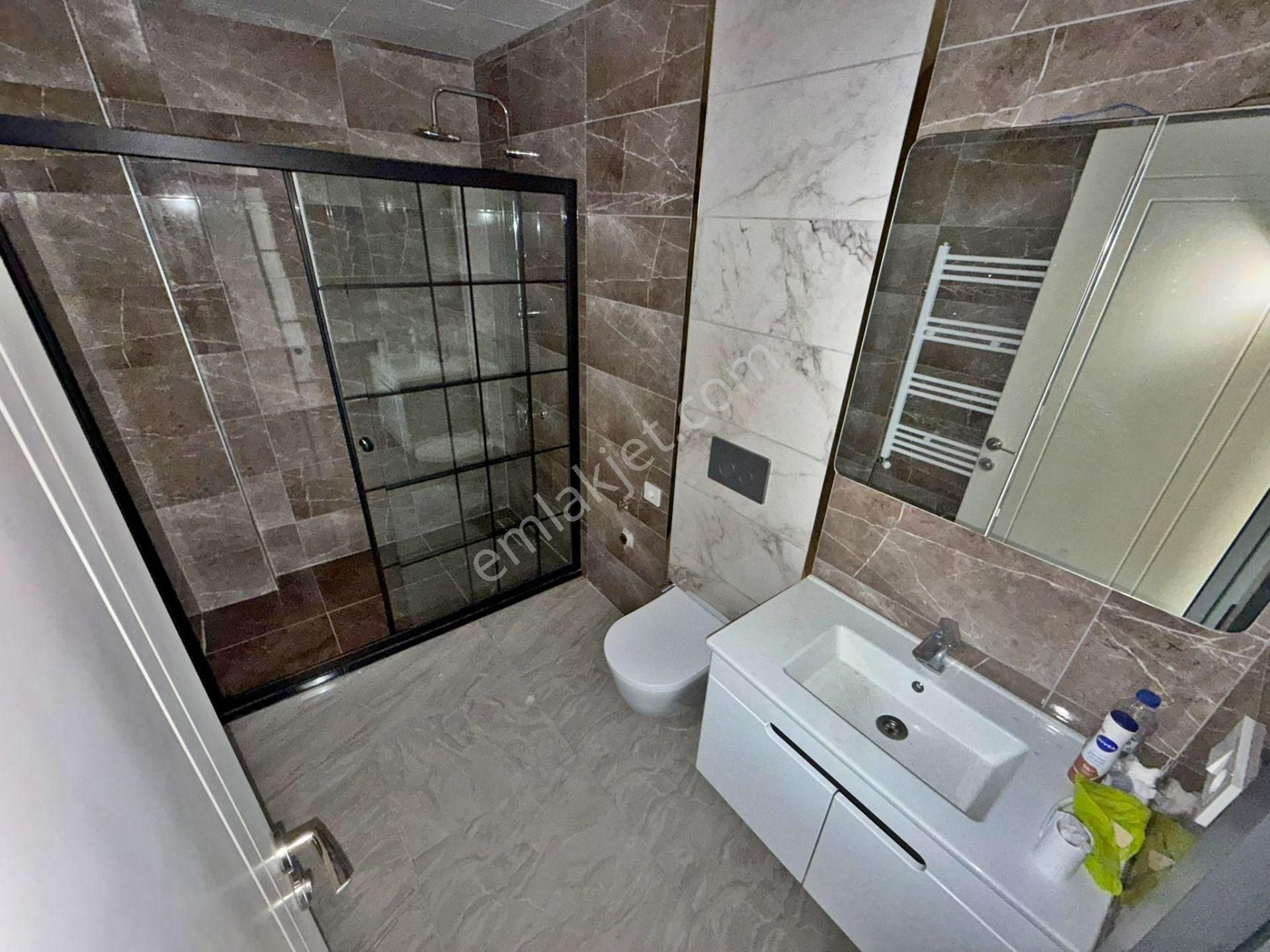 Bağlıca Mh. Özgür Park Evleri'nde Ara Katta 4+1 Satılık Daire - Görsel 15