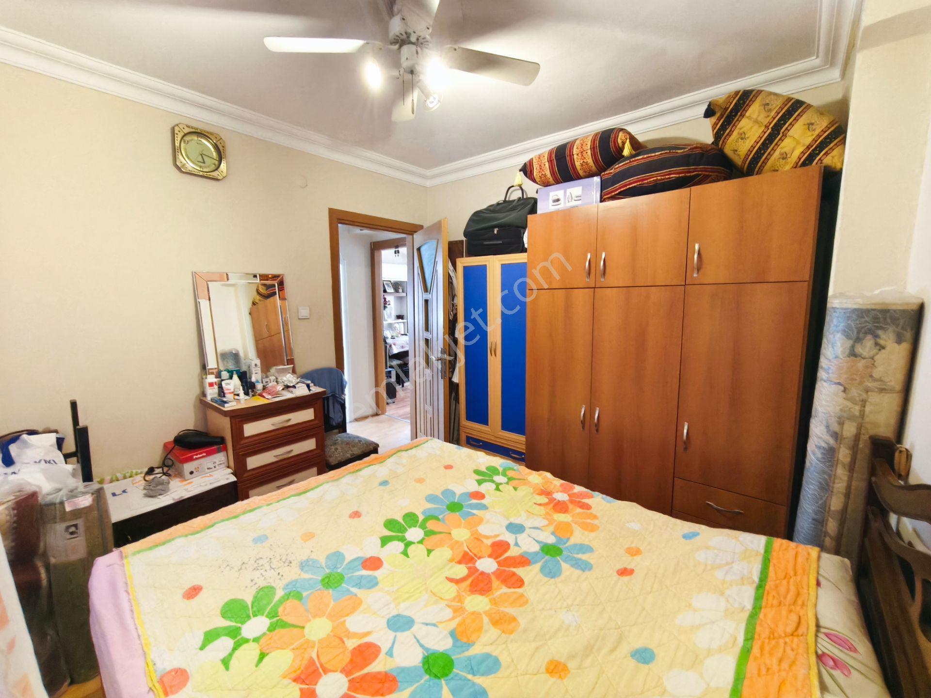 Eyüp Nişancı 2+1 / 85m2 / 4.kat / Metrobüse 2-3 Dk / Kombili / Bakımlı / Yatırımlık - Görsel 10