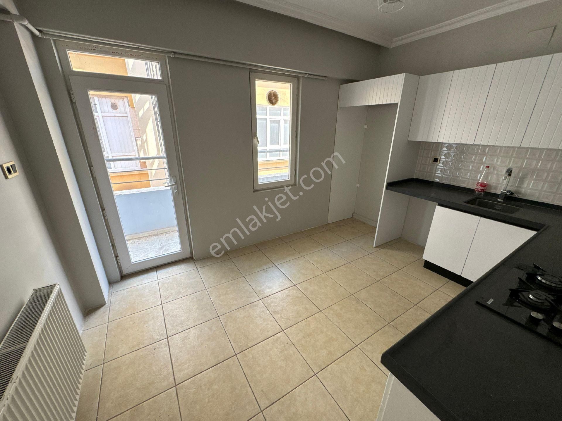 Yavuz Emlak Tan Satılık Daire Arakat Karaköprü Go Petrol Yanı 5 Oda - Görsel 10