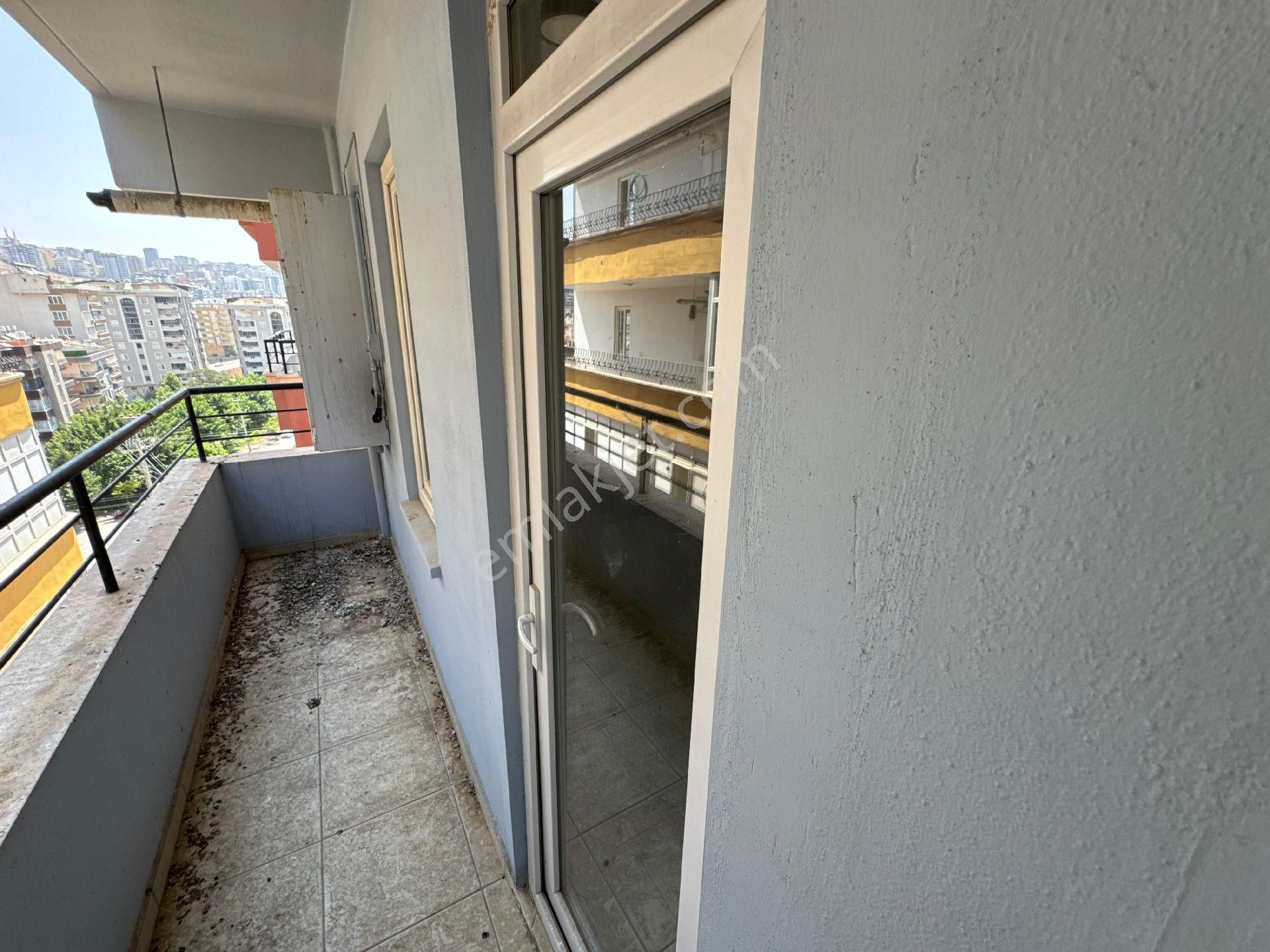 Yavuz Emlak Tan Satılık Daire Arakat Karaköprü Go Petrol Yanı 5 Oda - Görsel 12