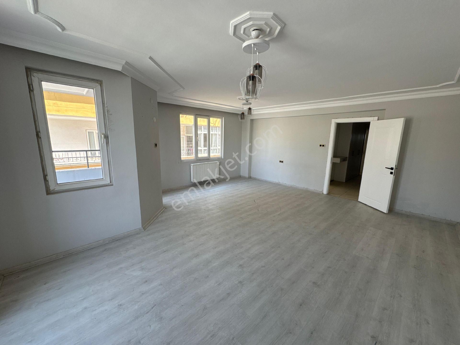 Yavuz Emlak Tan Satılık Daire Arakat Karaköprü Go Petrol Yanı 5 Oda - Görsel 18