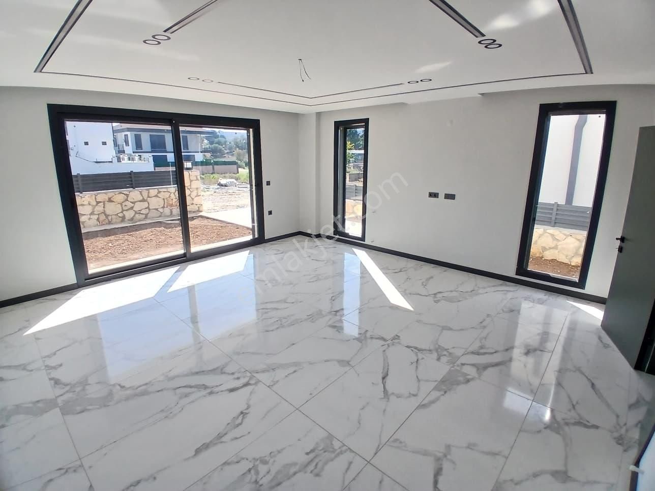 Didim Hisar Mahallesi'nde 3+1 Tam Müstakil Havuzlu Satılık Villa - Görsel 4