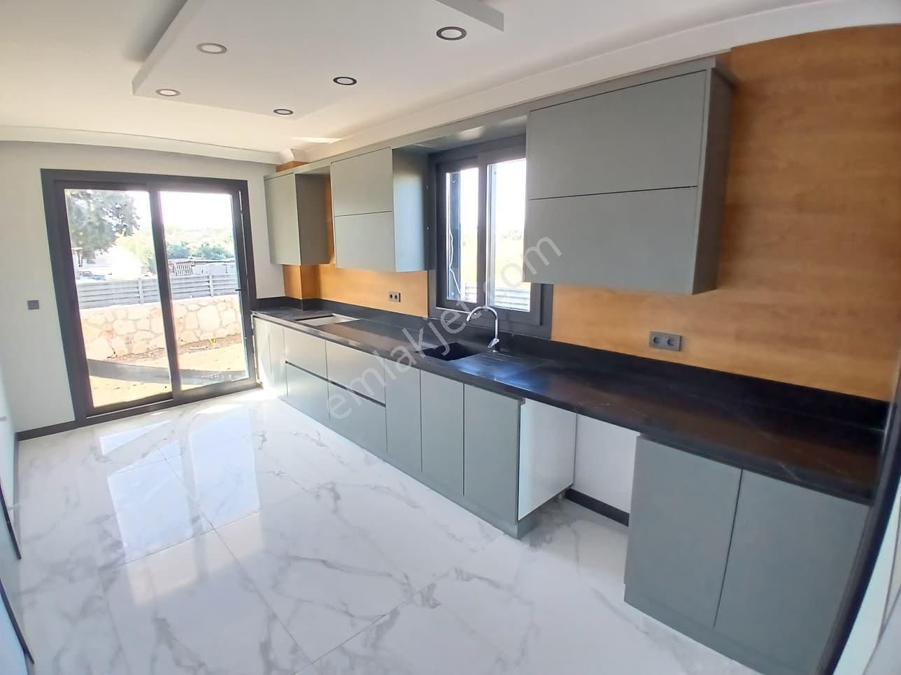 Didim Hisar Mahallesi'nde 3+1 Tam Müstakil Havuzlu Satılık Villa - Görsel 8