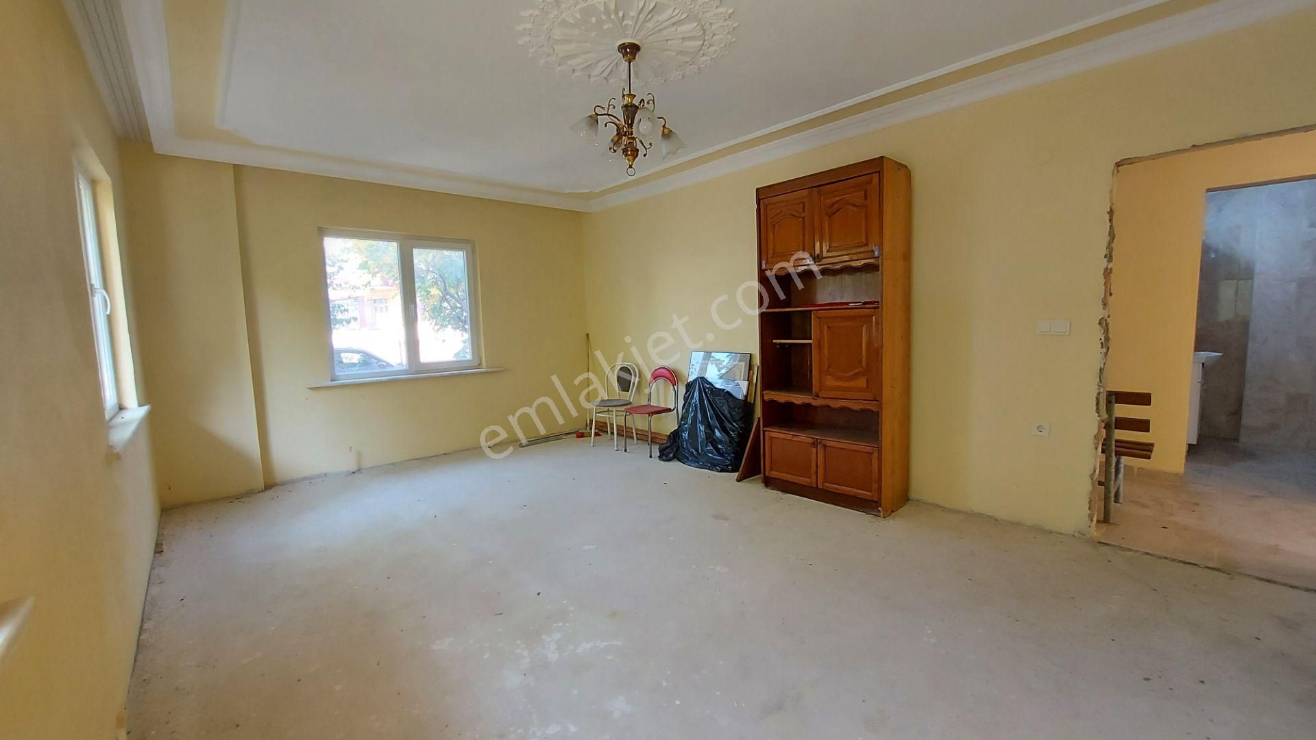 Körfez Kuzey Mahallesi Satılık 4+1 Müstakil Ev Ve Arsası - Görsel 15