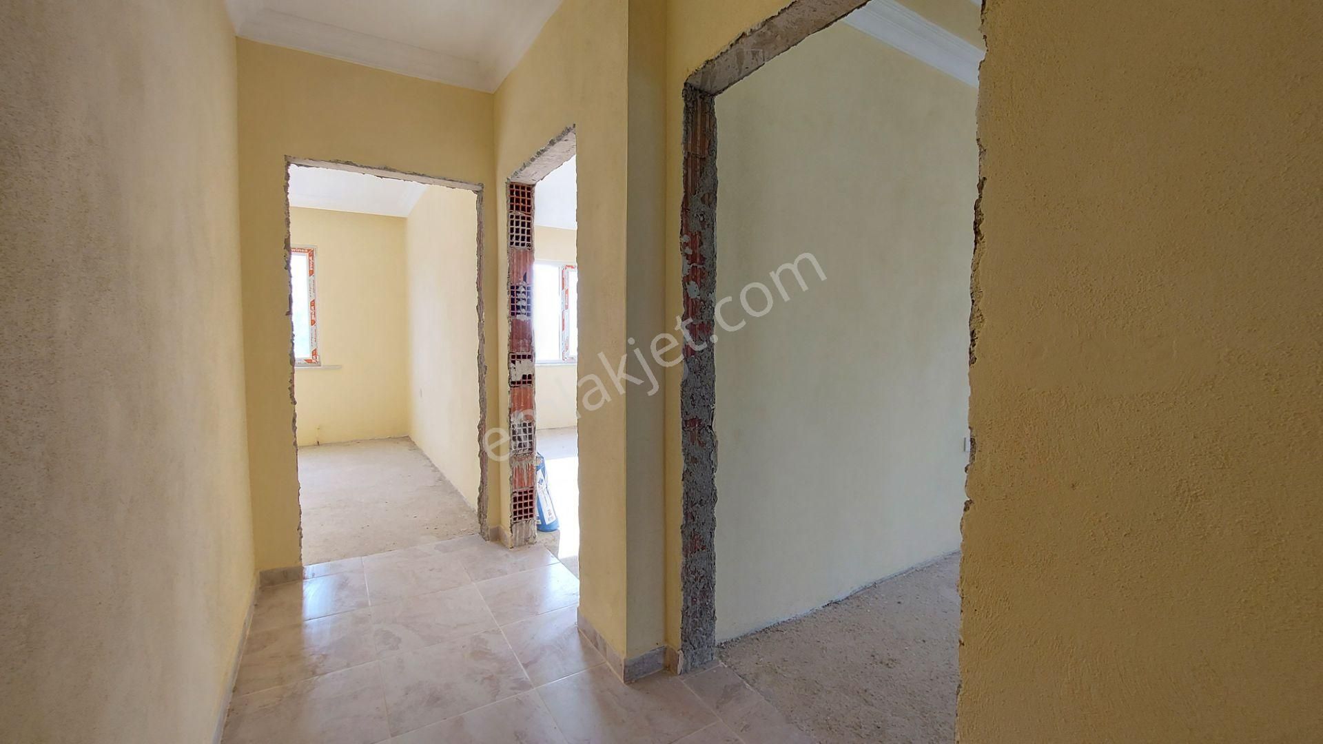 Körfez Kuzey Mahallesi Satılık 4+1 Müstakil Ev Ve Arsası - Görsel 29