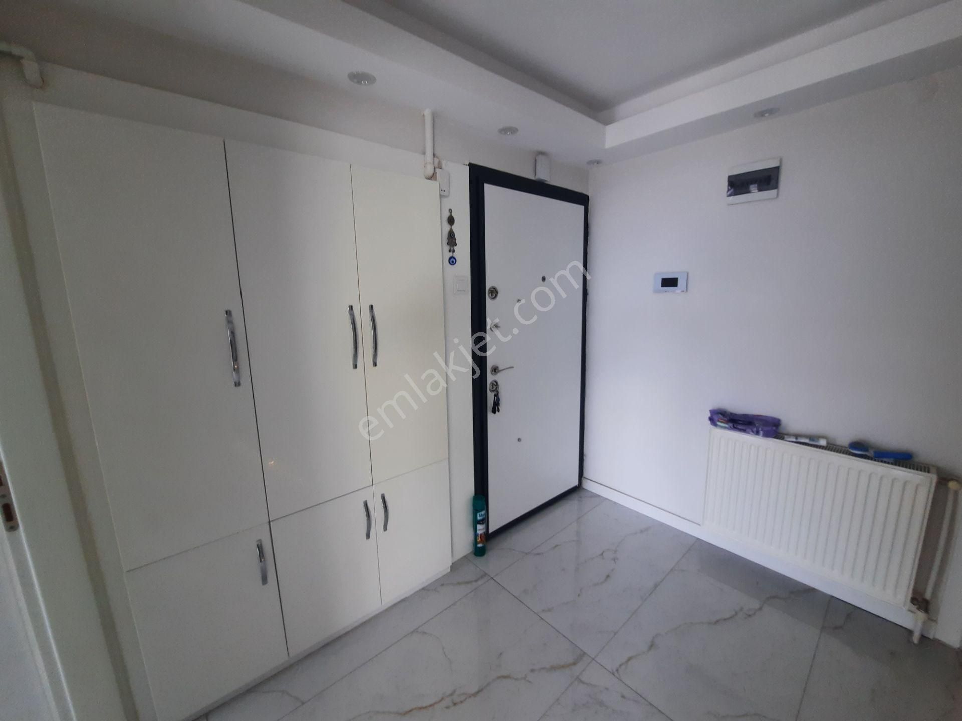 İzkent'in En Güzel Manzarasına Sahip Evi.. Üstelik Tadilatlı.. - Görsel 29