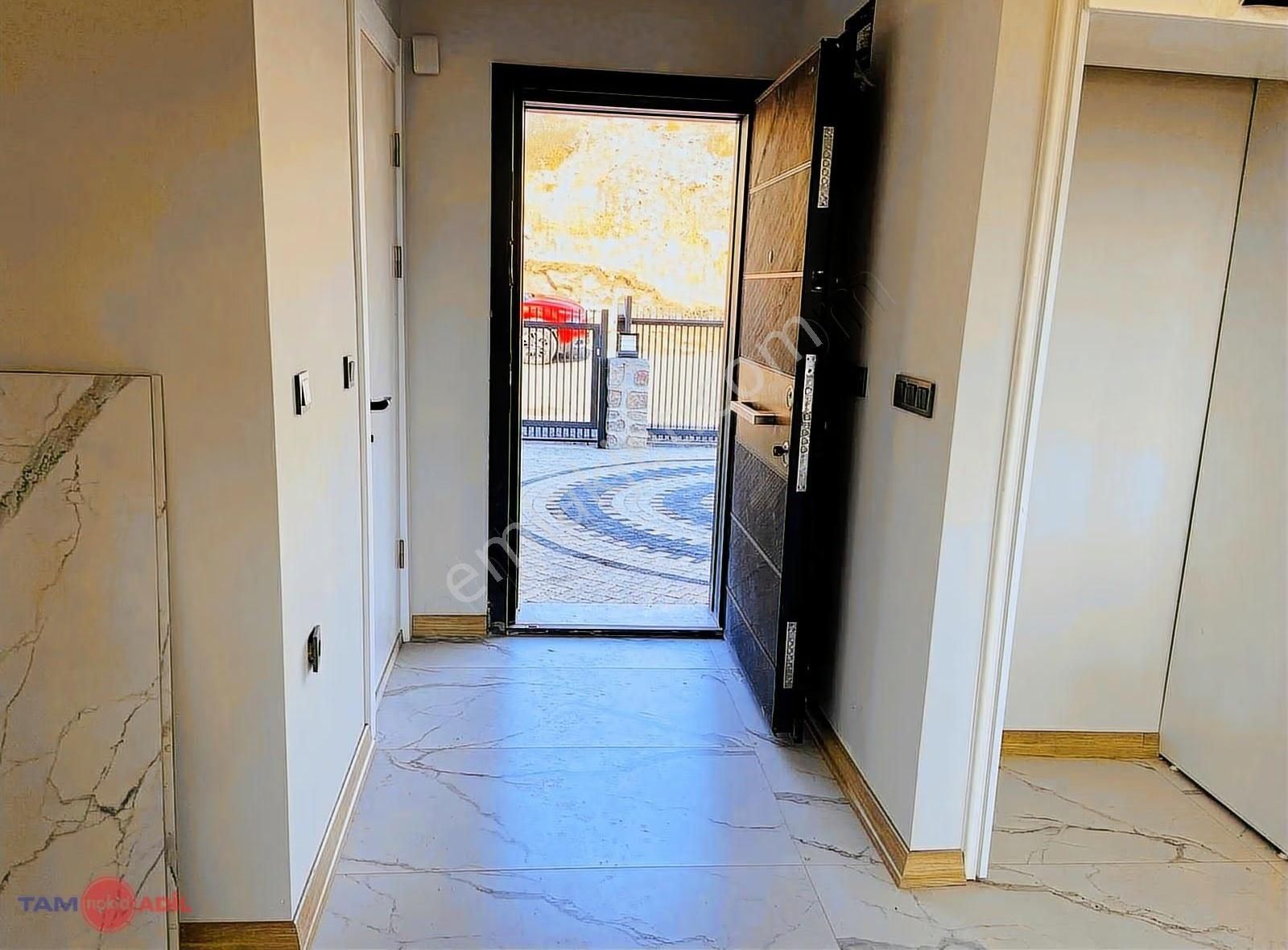 Dikili İslamlar 3+1 Geniş Bahçeli Modern, Doğa Deniz Manzara - Görsel 9