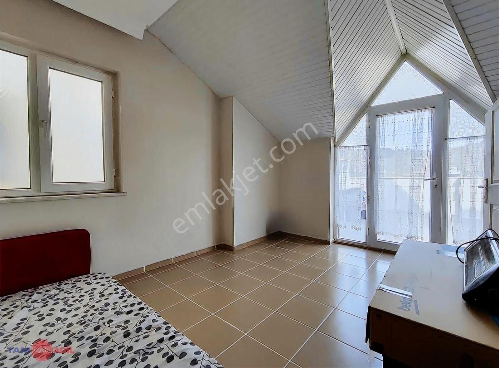 Dikili İsmetpaşa Mahallesi 5+1 Dubleks Satılık Daire - Görsel 11