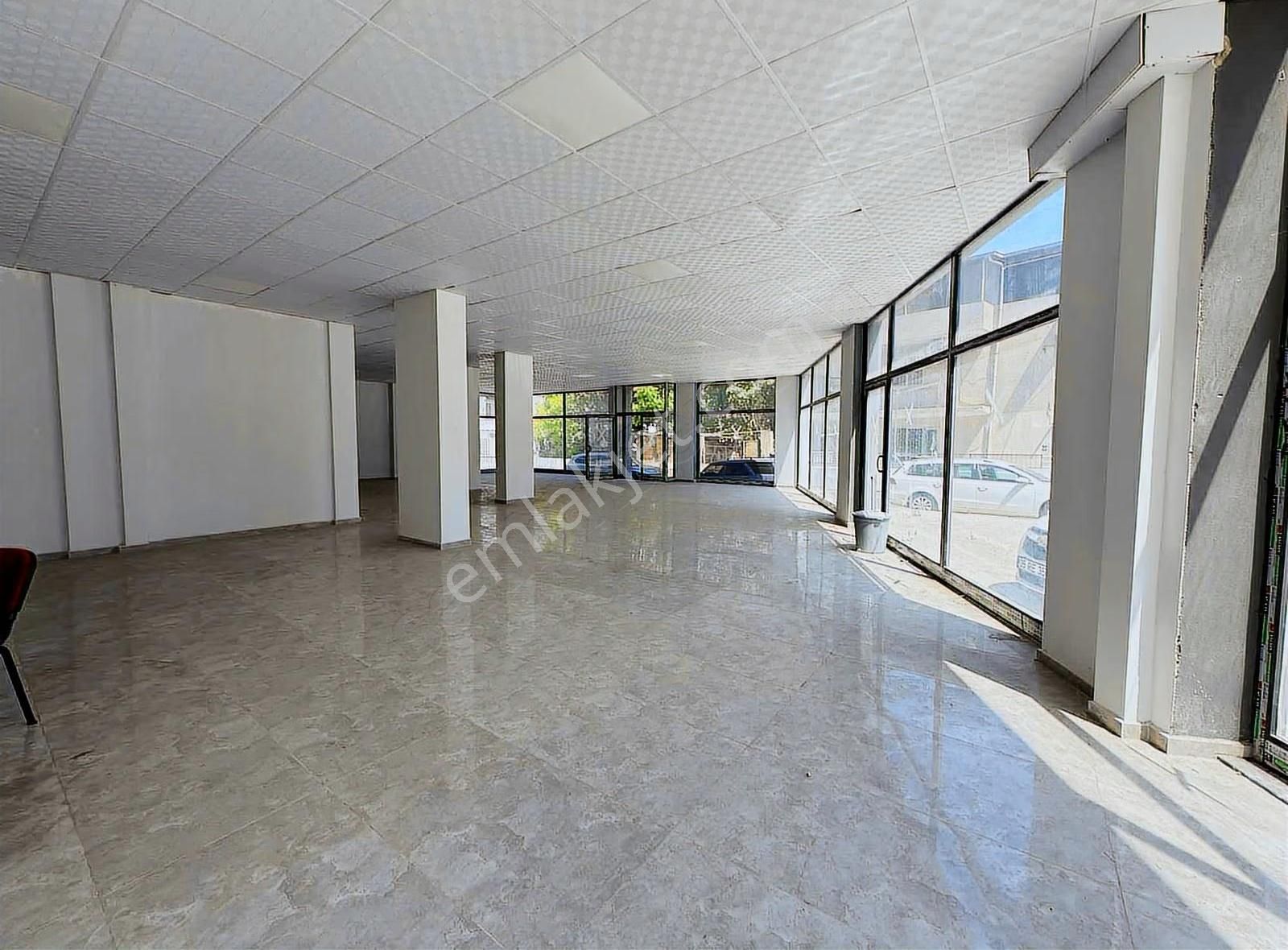 Buca 220 M2 Kurumsala Kiralık Sıfır İki Cepheli Dükkan - Görsel 6
