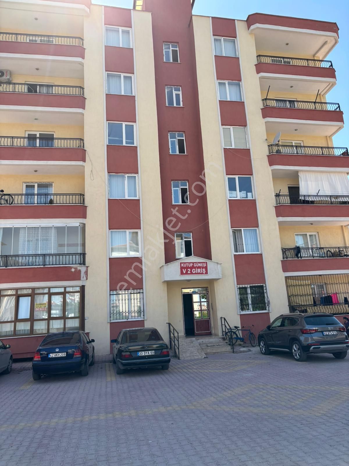 Fetih Caddesinde Satılık 3+1 - Görsel 4