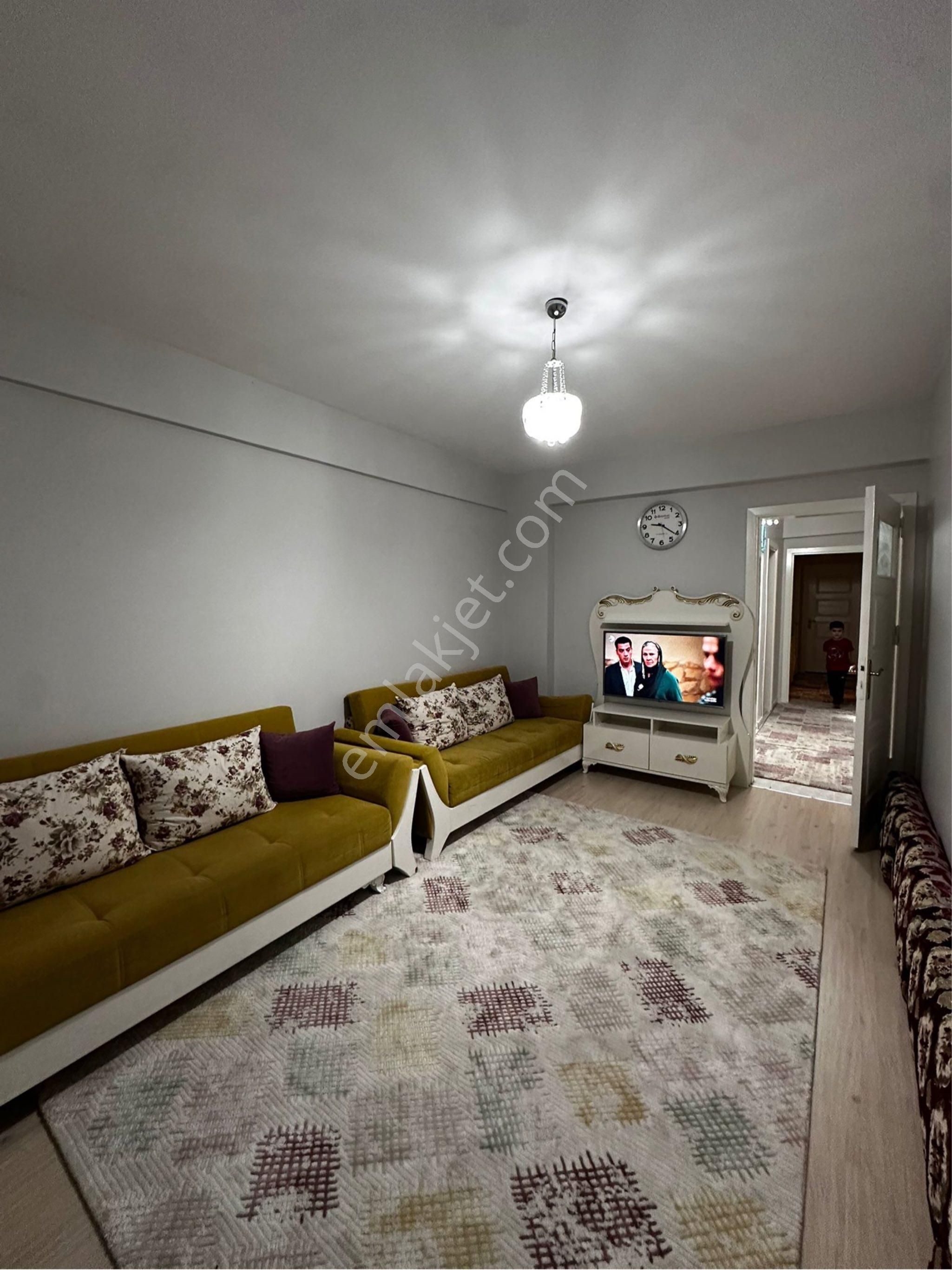 Fetih Caddesinde Satılık 3+1 - Görsel 24