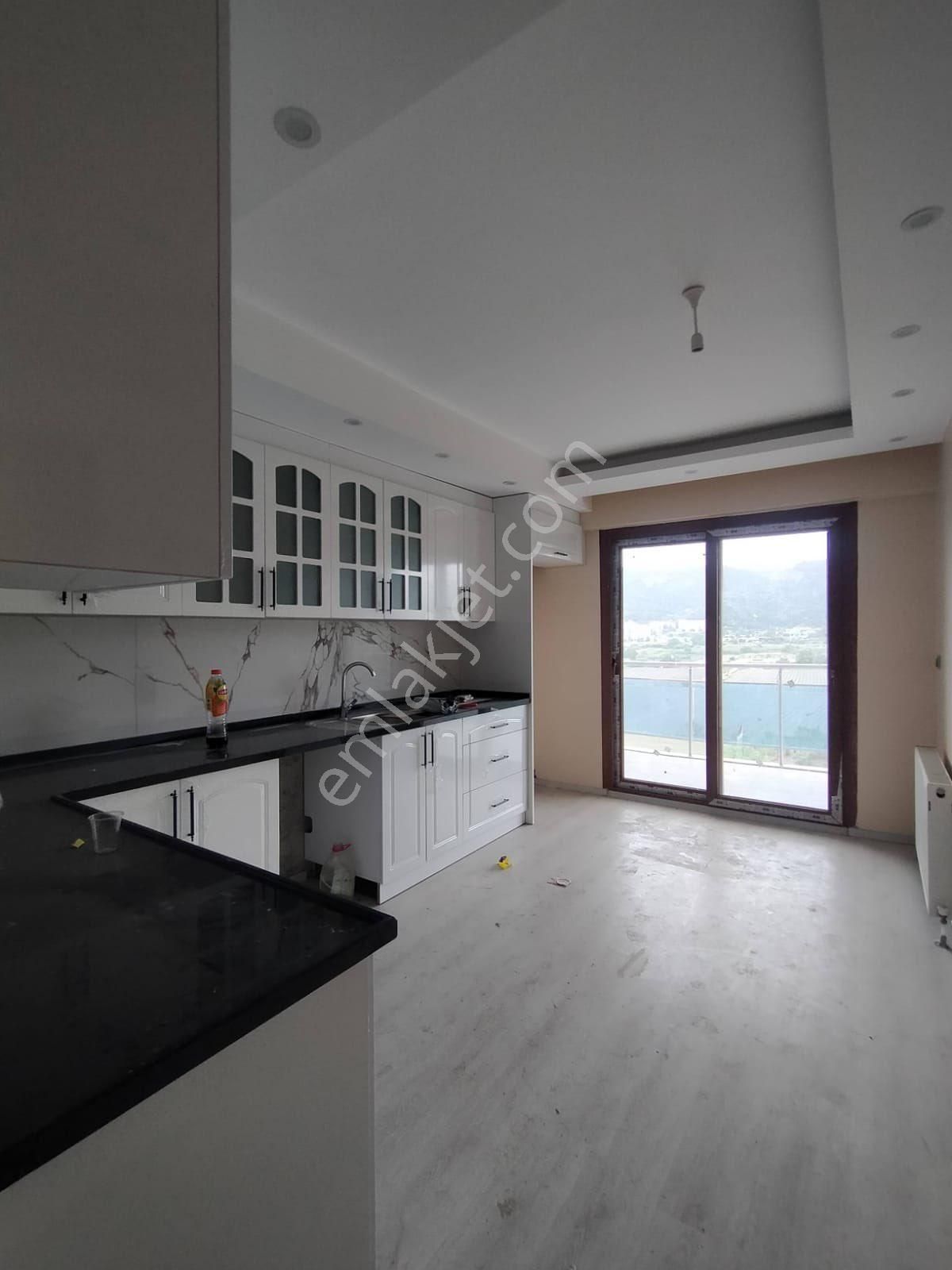 Keli Mahallesi Kiracılı 3+1 Lüks Daire