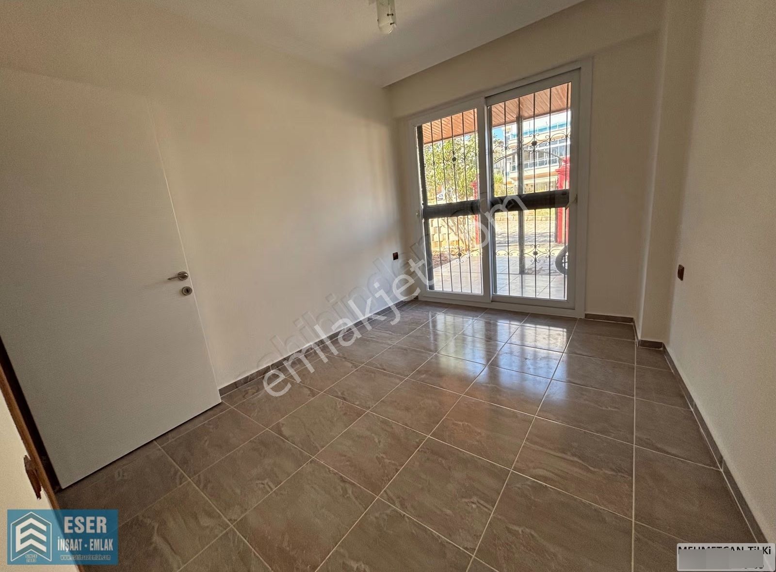 Plaja 1.250 Metre Müstakil Girişli Villa Tadında 2+1 Geniş Daire - Görsel 13