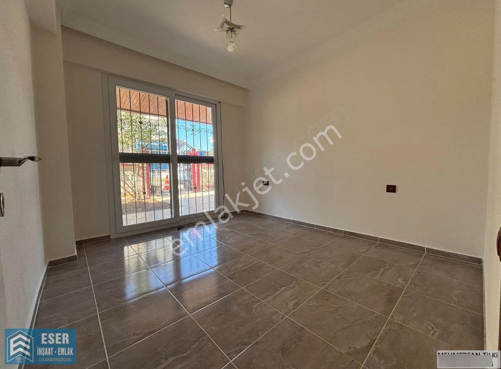 Plaja 1.250 Metre Müstakil Girişli Villa Tadında 2+1 Geniş Daire - Görsel 11