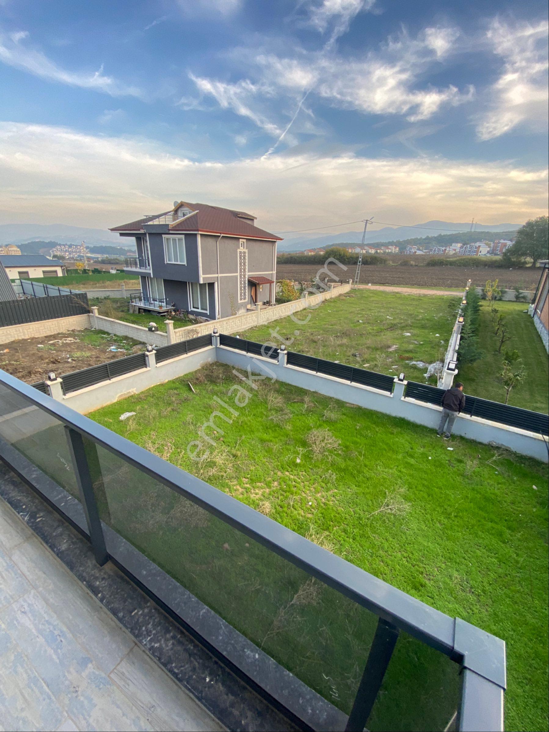 Yalova Termal Akköyde Satılık Lüks Müstakil Villa - Görsel 9