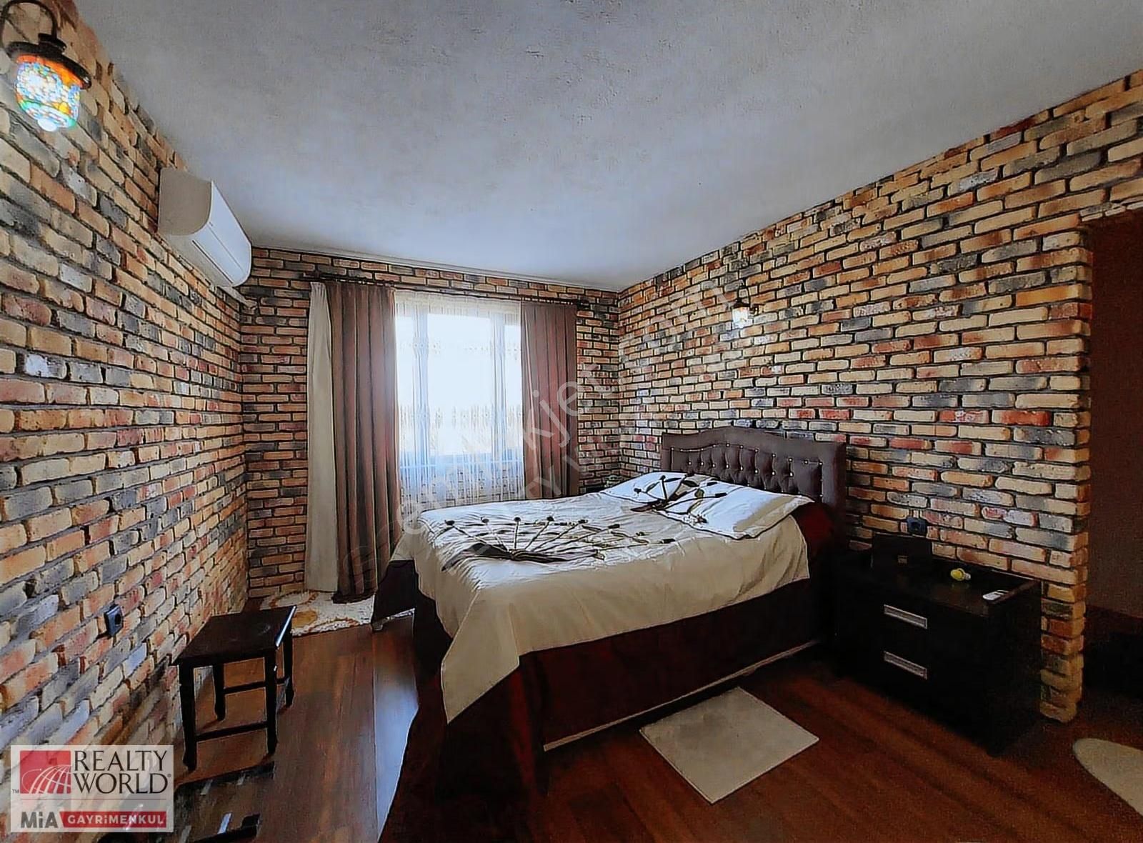 Konyaaltı Geyikbayırı'nda 685 Arsa İçi Satılık Taş Kaplama Villa - Görsel 16