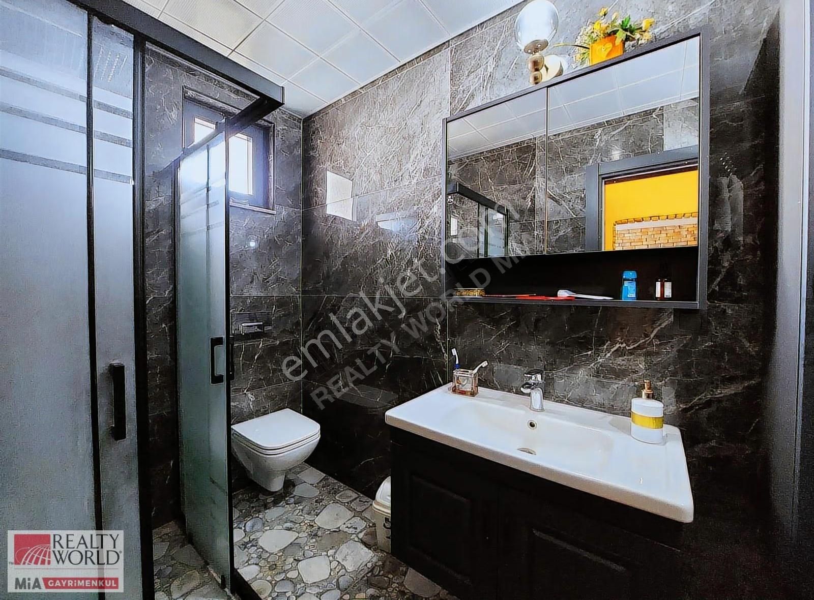 Konyaaltı Geyikbayırı'nda 685 Arsa İçi Satılık Taş Kaplama Villa - Görsel 5