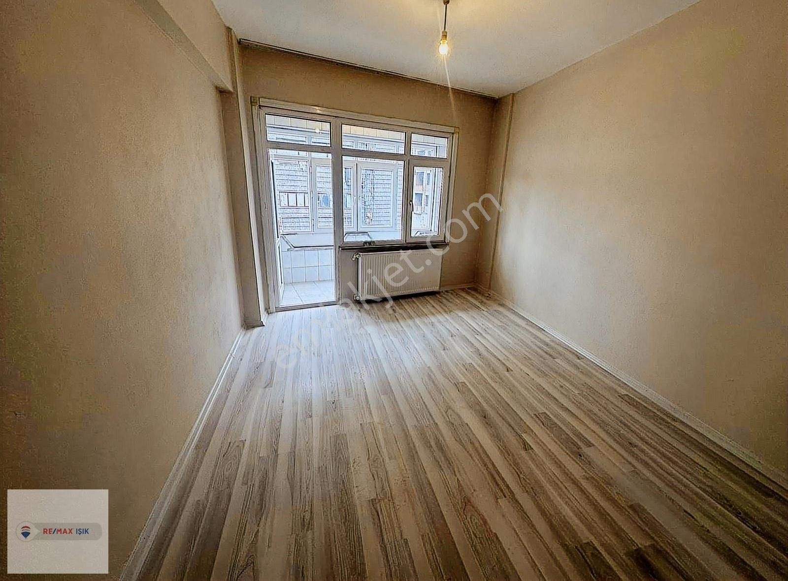 Acillll!!! Malkoçoğlu Tramvaya 2 Dk Mesafede 2+1 Yenı Tadilatlı - Görsel 9