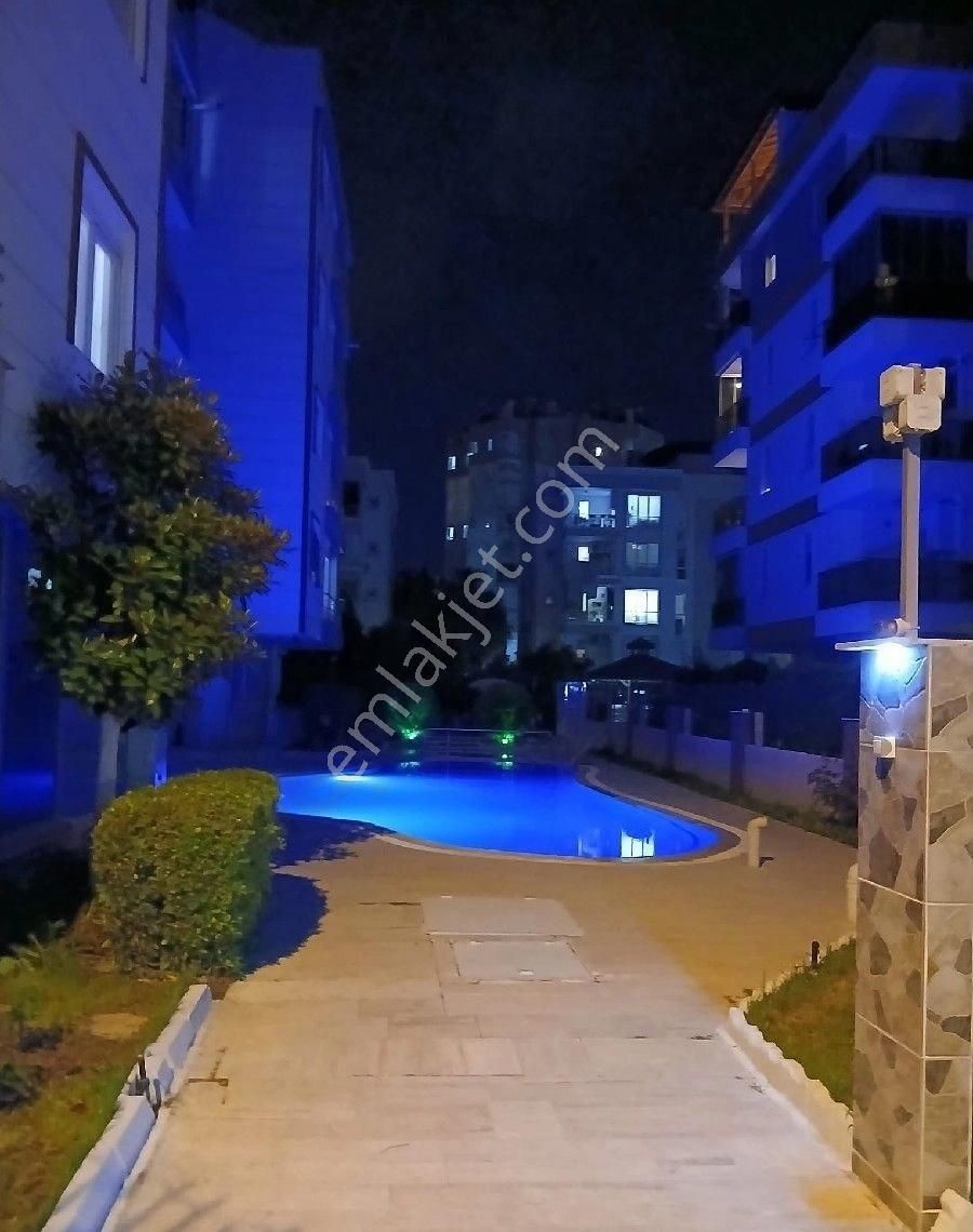 Konyaaltı Limanda Havuzlu 2+1 Satılık Daire - Görsel 4