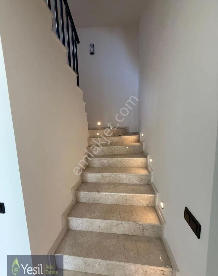 Kuzdere'de 4+1 Müstakil Bahçeli Satılık Villa - Görsel 3