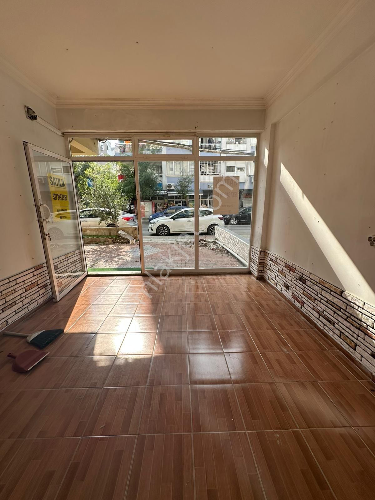 İnönü Caddesinin Paraleli