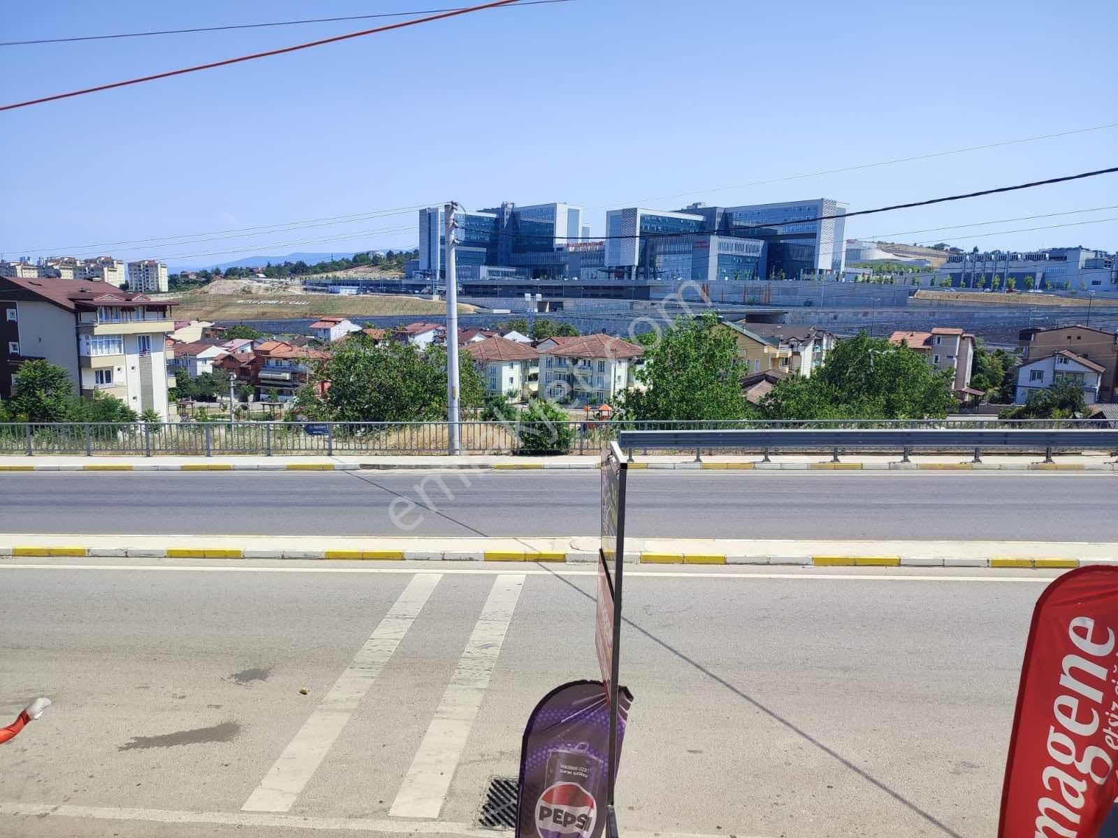 Tarcanlardan Boğazova Caddesi Üzeri Prestijli Dükkan - Görsel 8