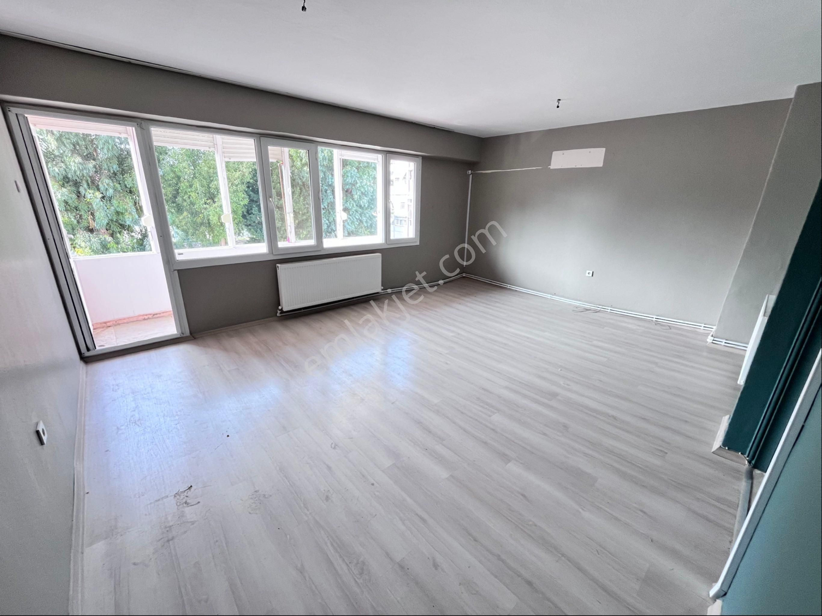 İnönü Cadde Paralelinde 2+1 95m2 Arakat Daire - Görsel 2