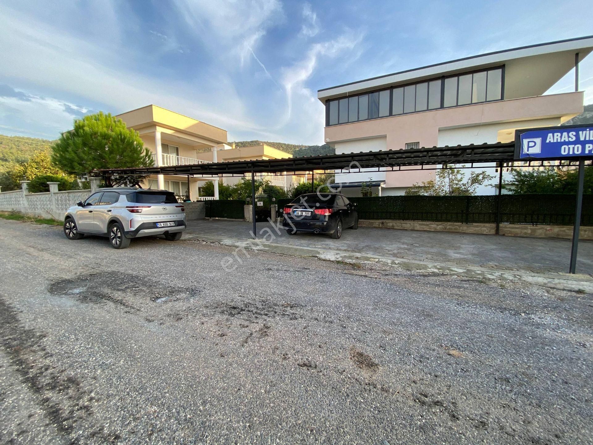 Didim Akbük Merkezde Havuzlu Sitede Tam Müstakil Villa - Görsel 35