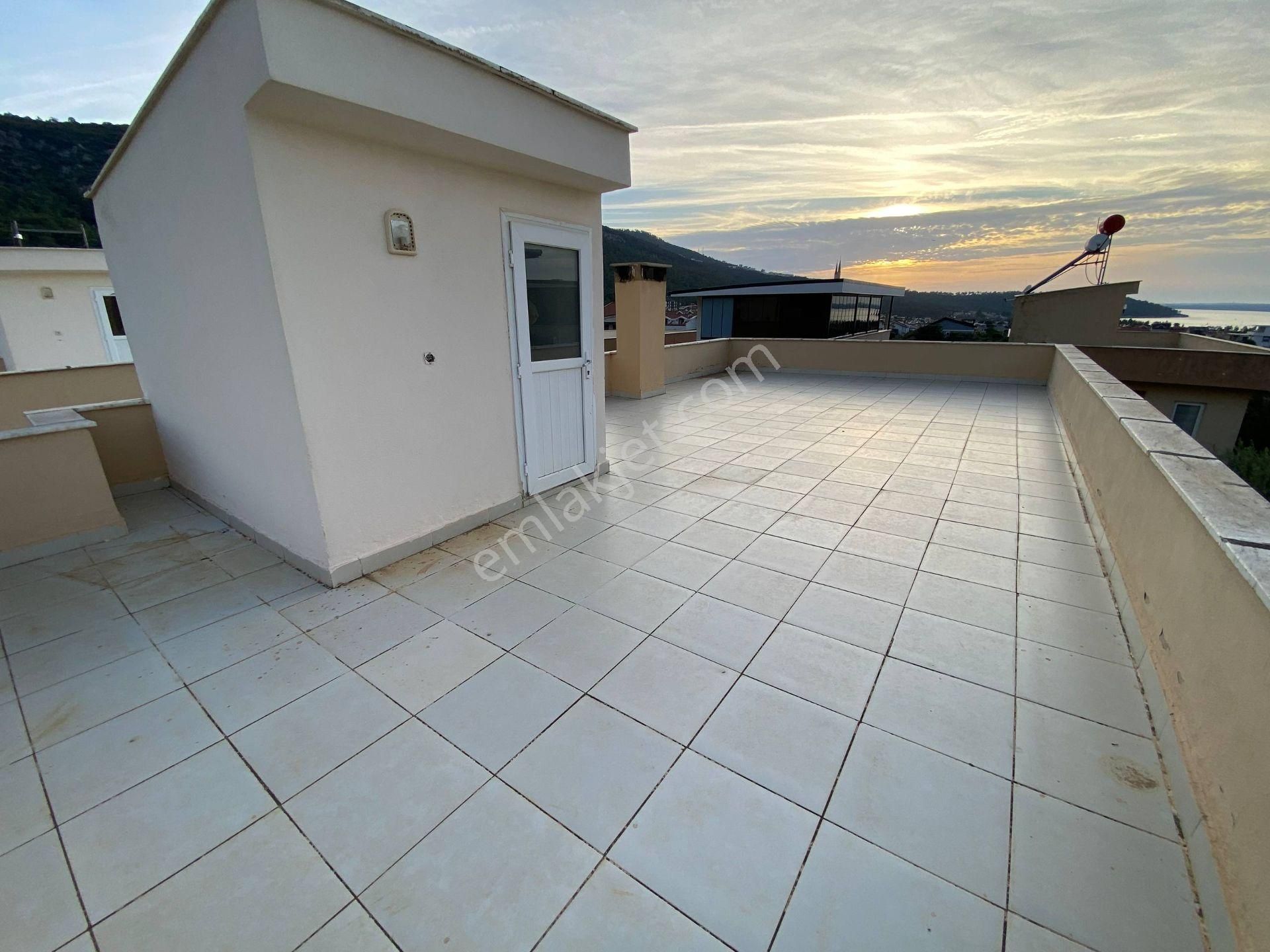 Didim Akbük Merkezde Havuzlu Sitede Tam Müstakil Villa - Görsel 34