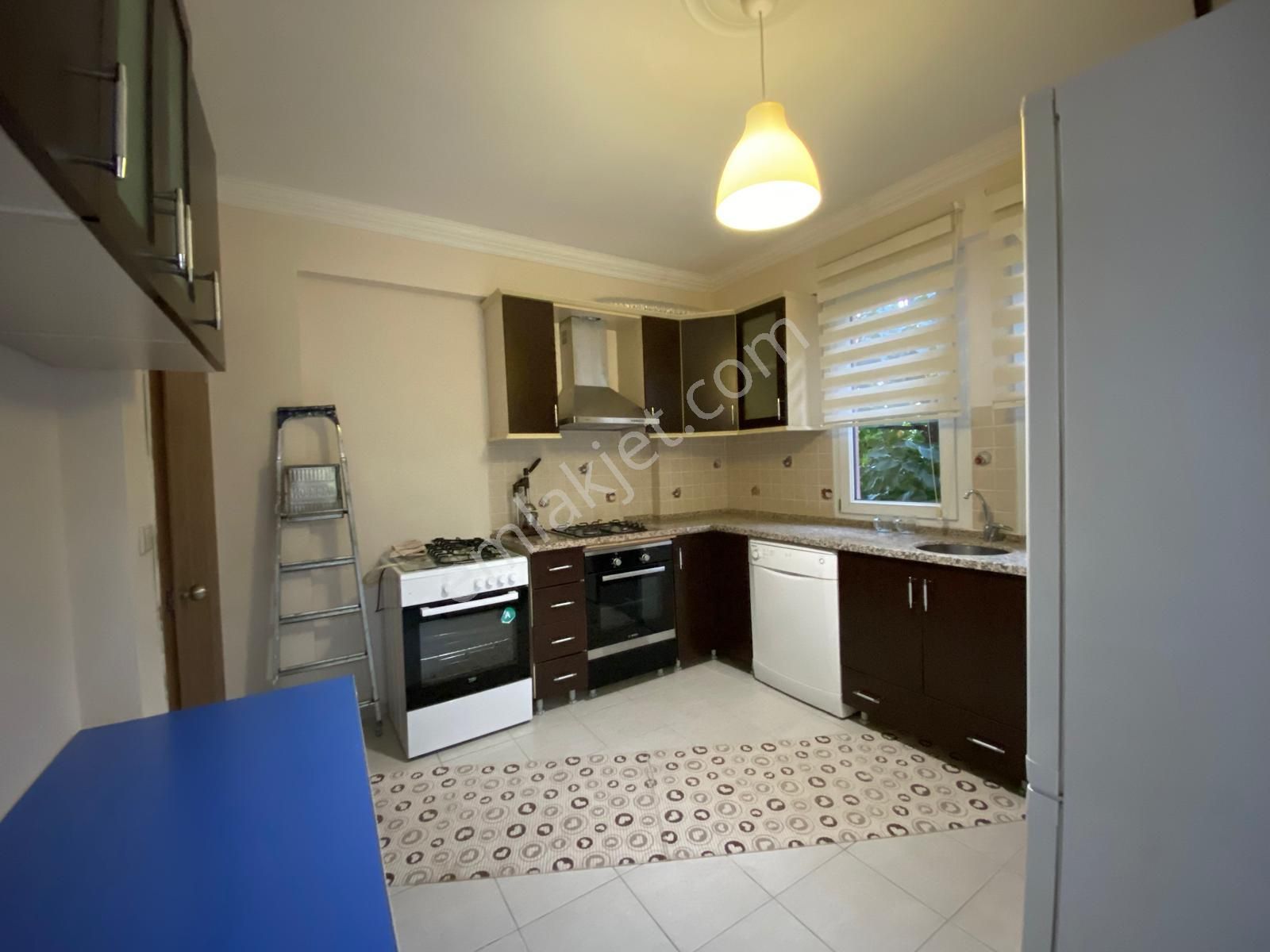 Fethiye Merkezde Bahçeli,eşyalı,kapalı Mutfak 2+1 Kiralık Yüksek Giriş - Görsel 13